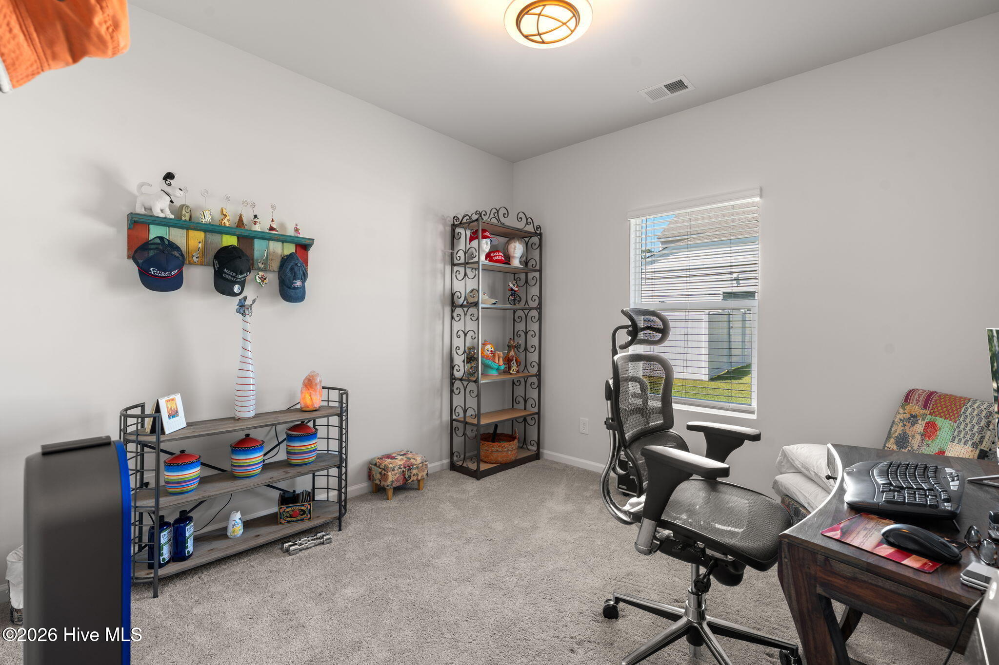 100567205 | Photo 28