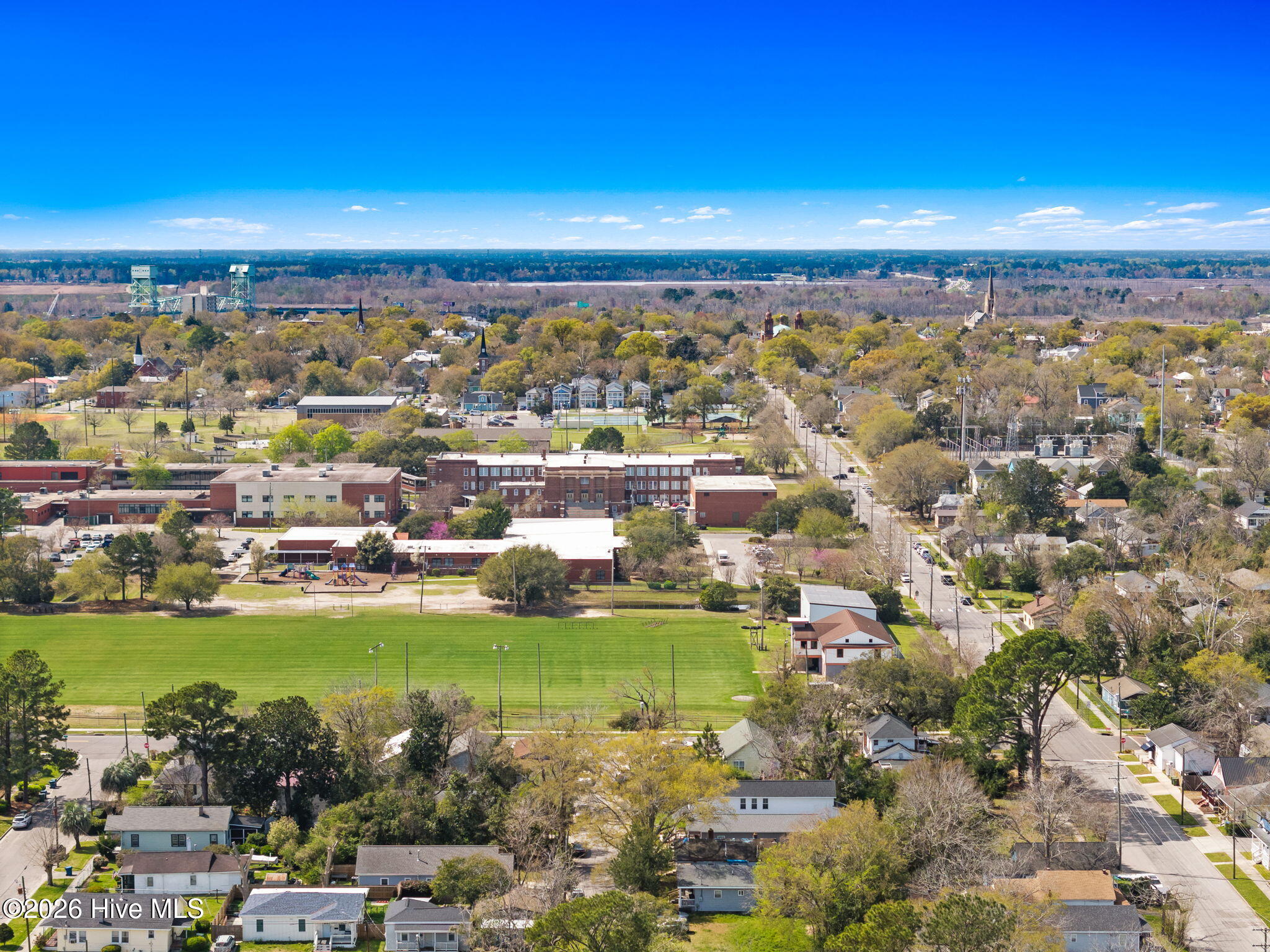 100562571 | Photo 21