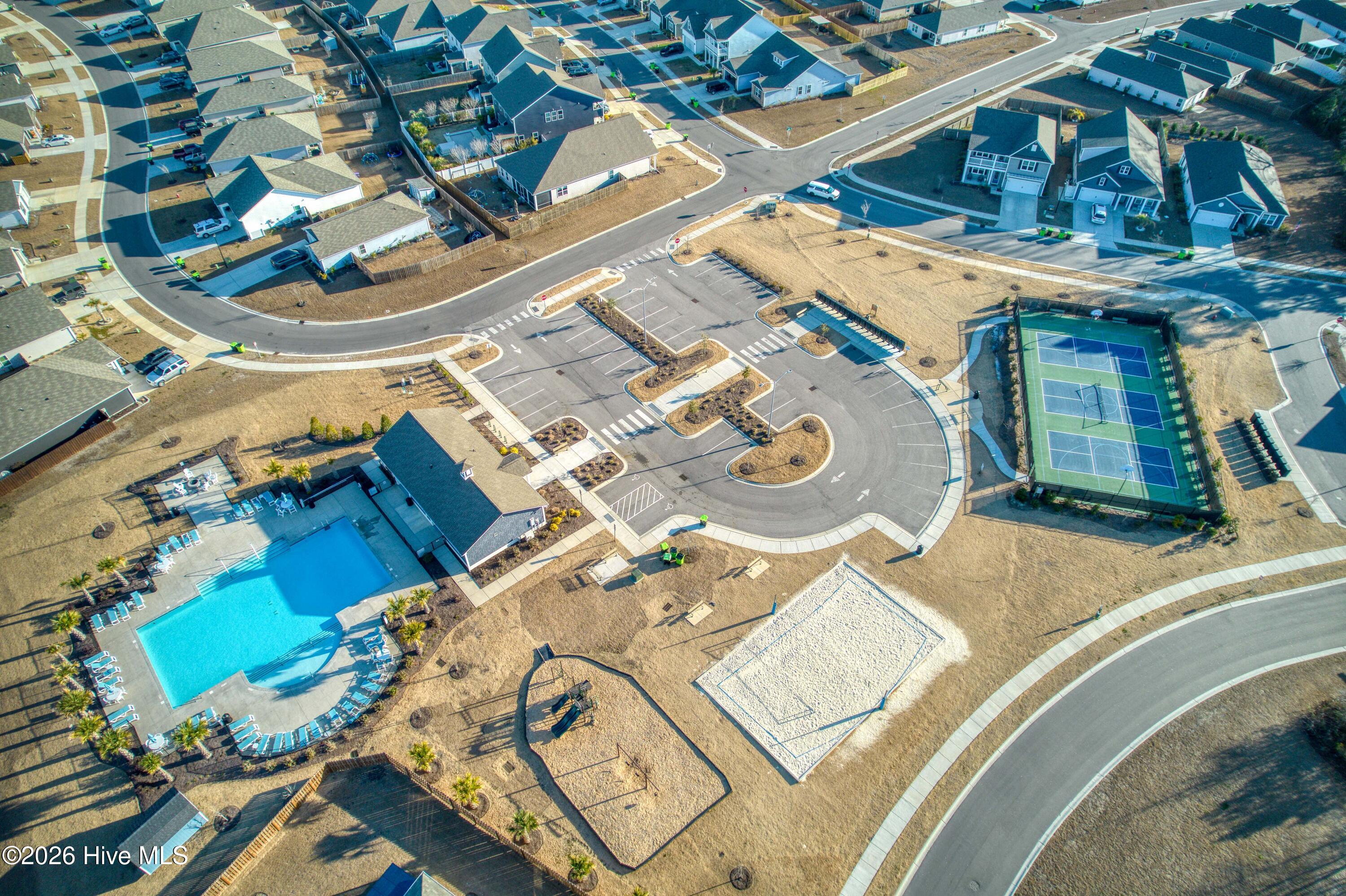 100551064 | Photo 35