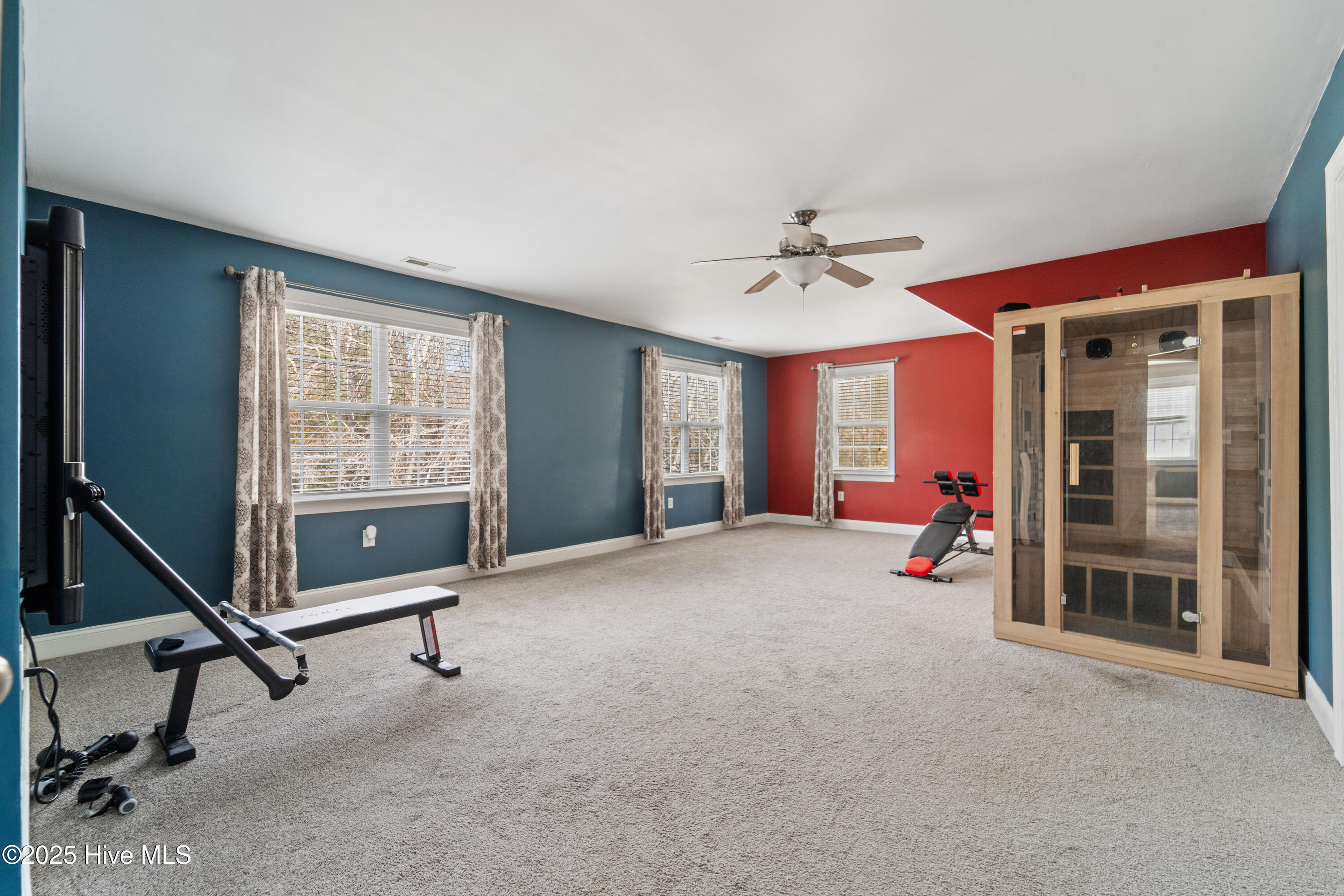 100544127 | Photo 58