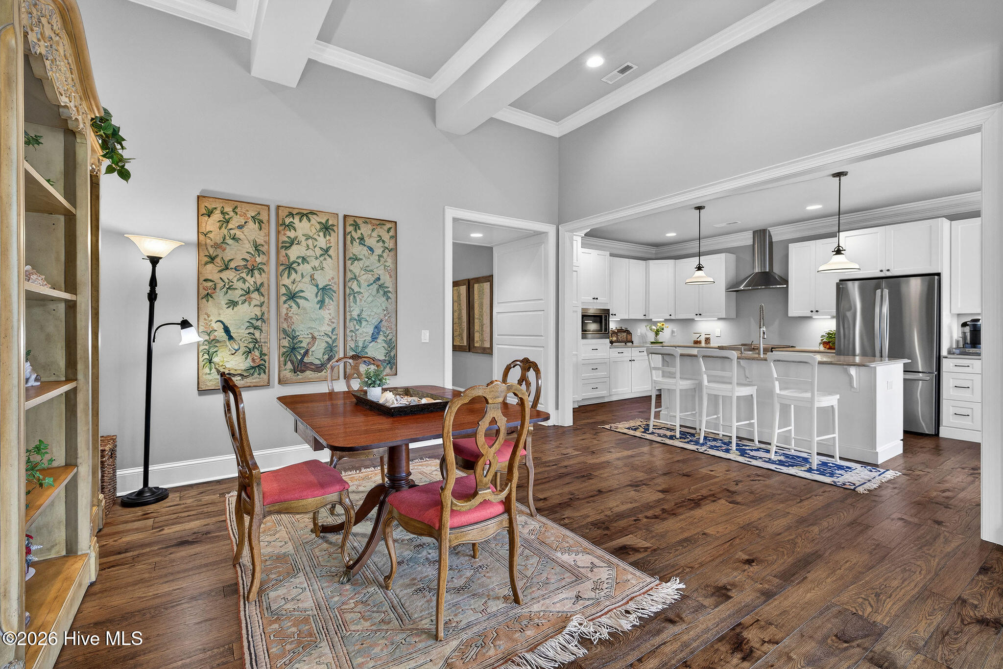 100565960 | Photo 33