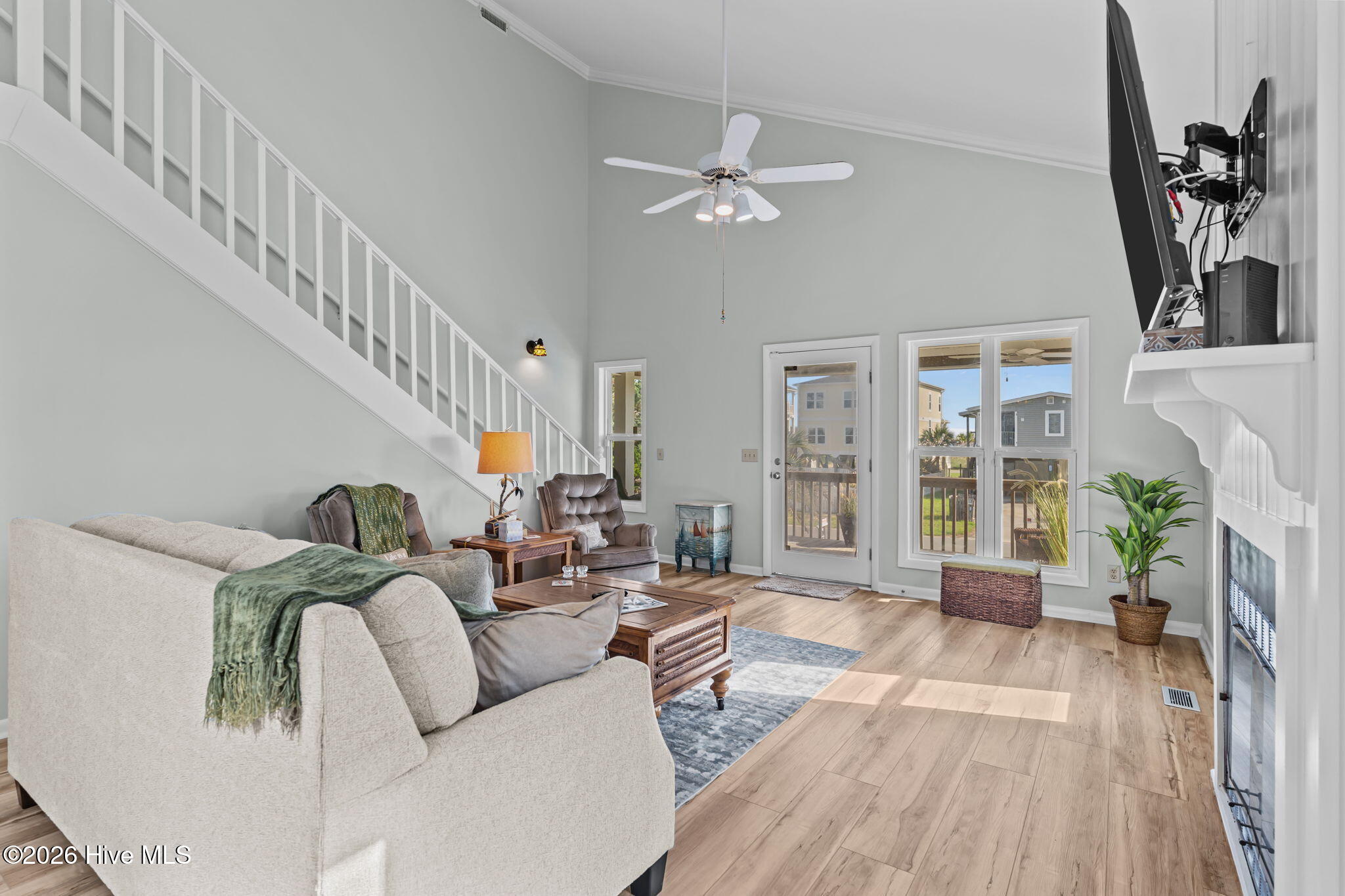 100553144 | Photo 22