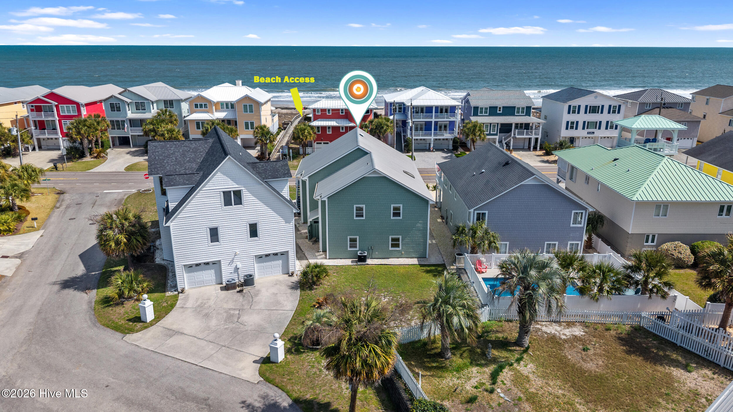 100561472 | Photo 51