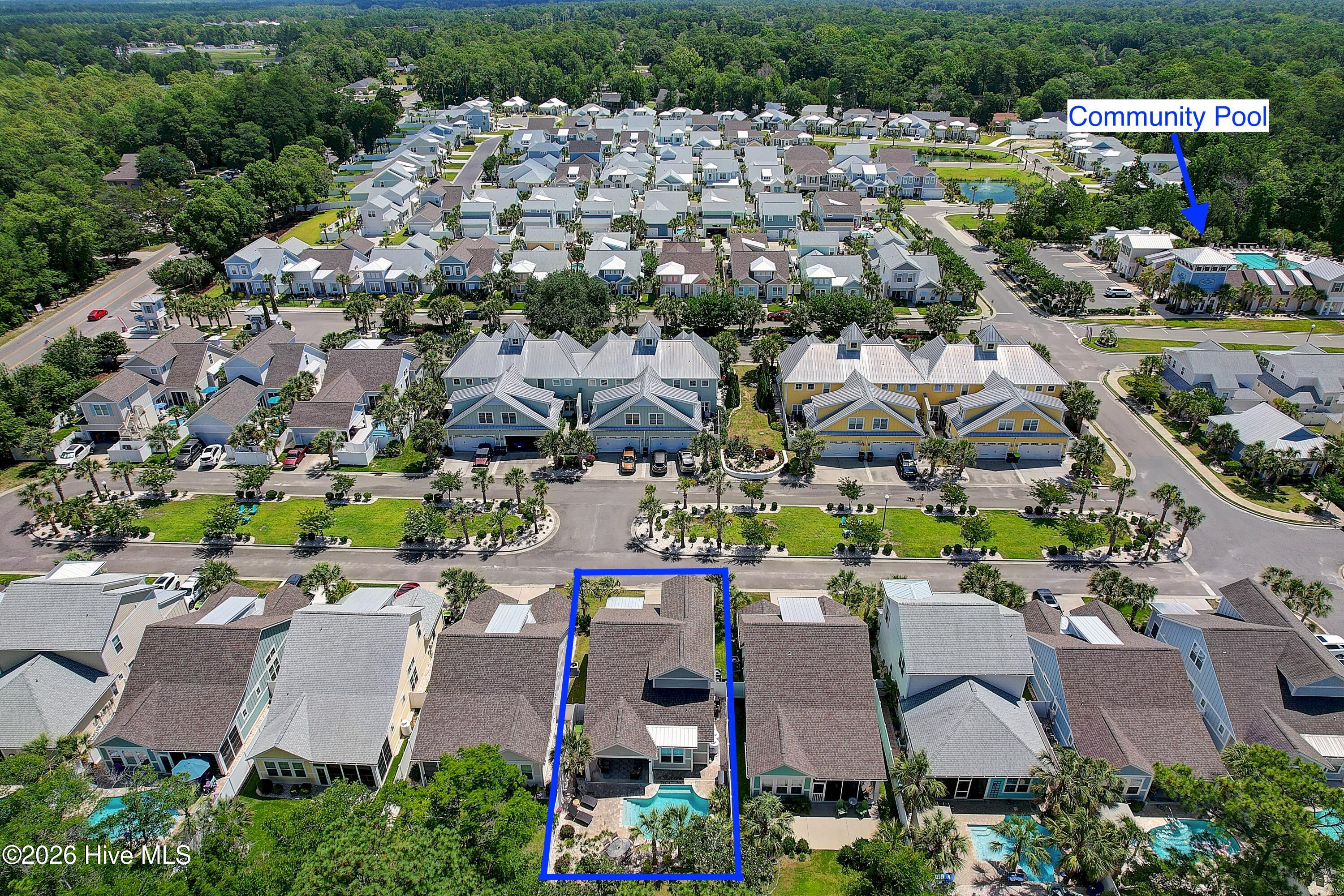 100561295 | Photo 49