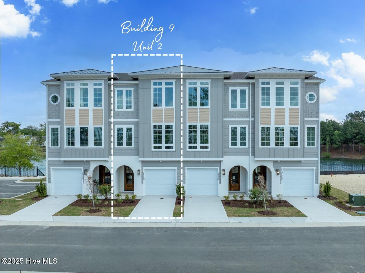 100508387 | Photo 24