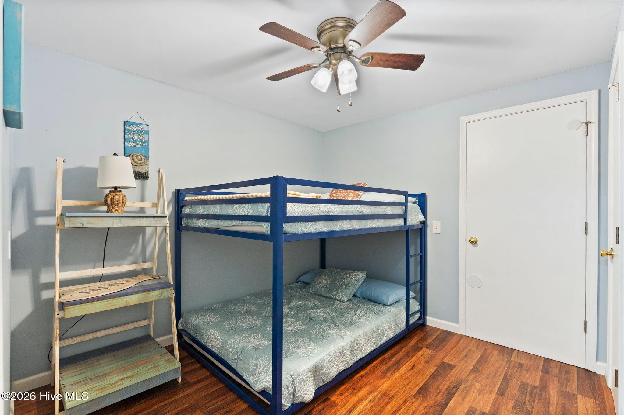 100559902 | Photo 45