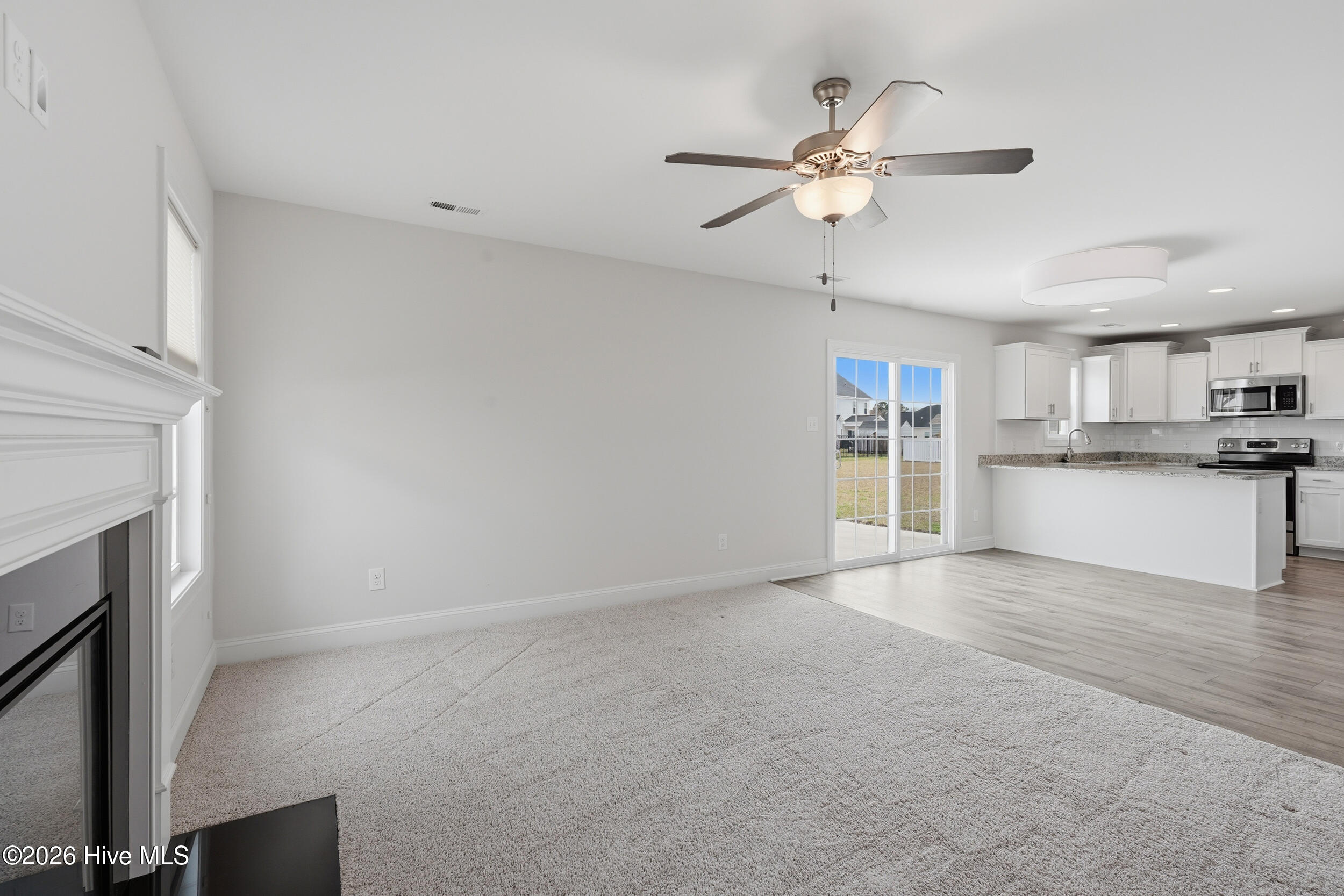 100559479 | Photo 10