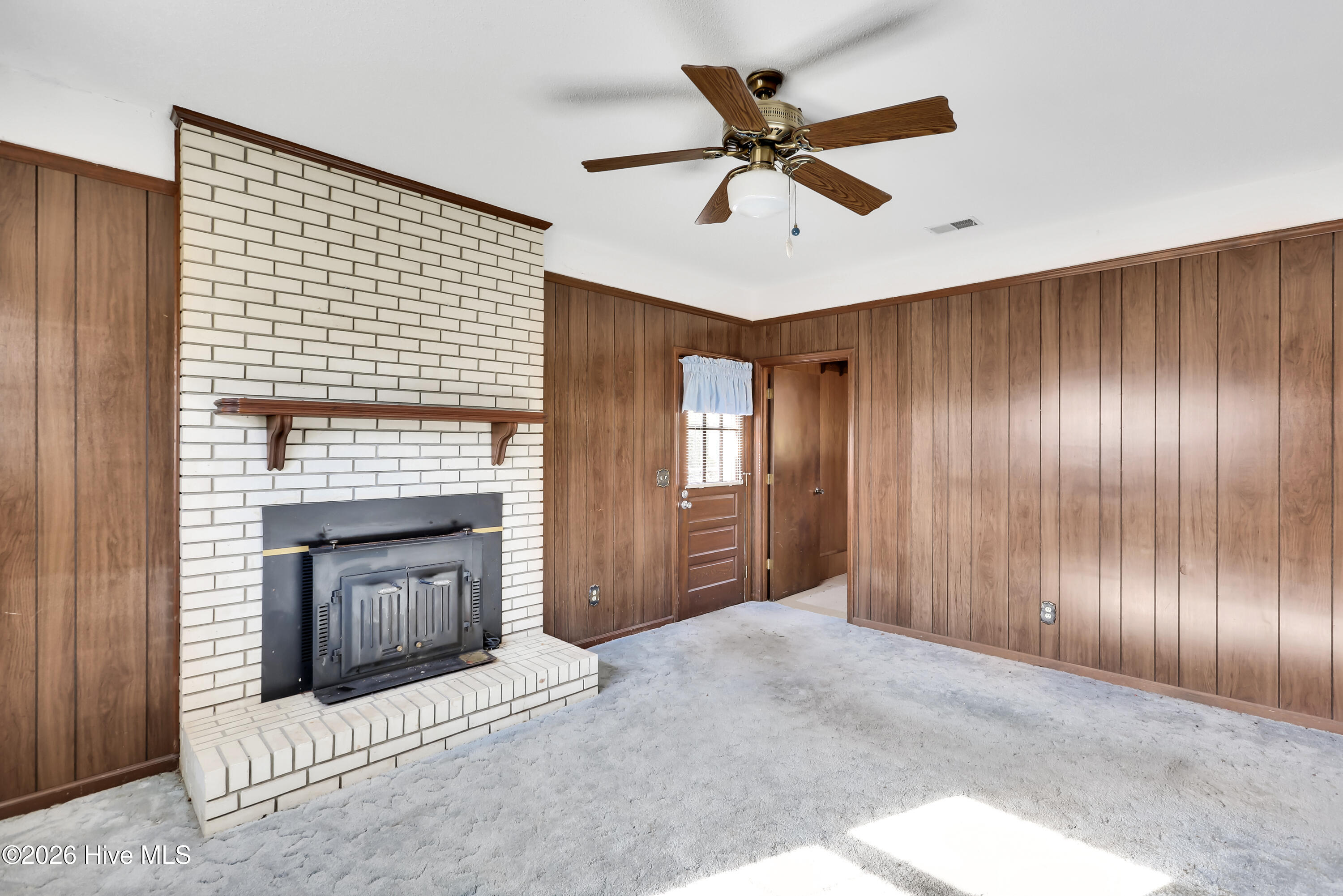 100551362 | Photo 10