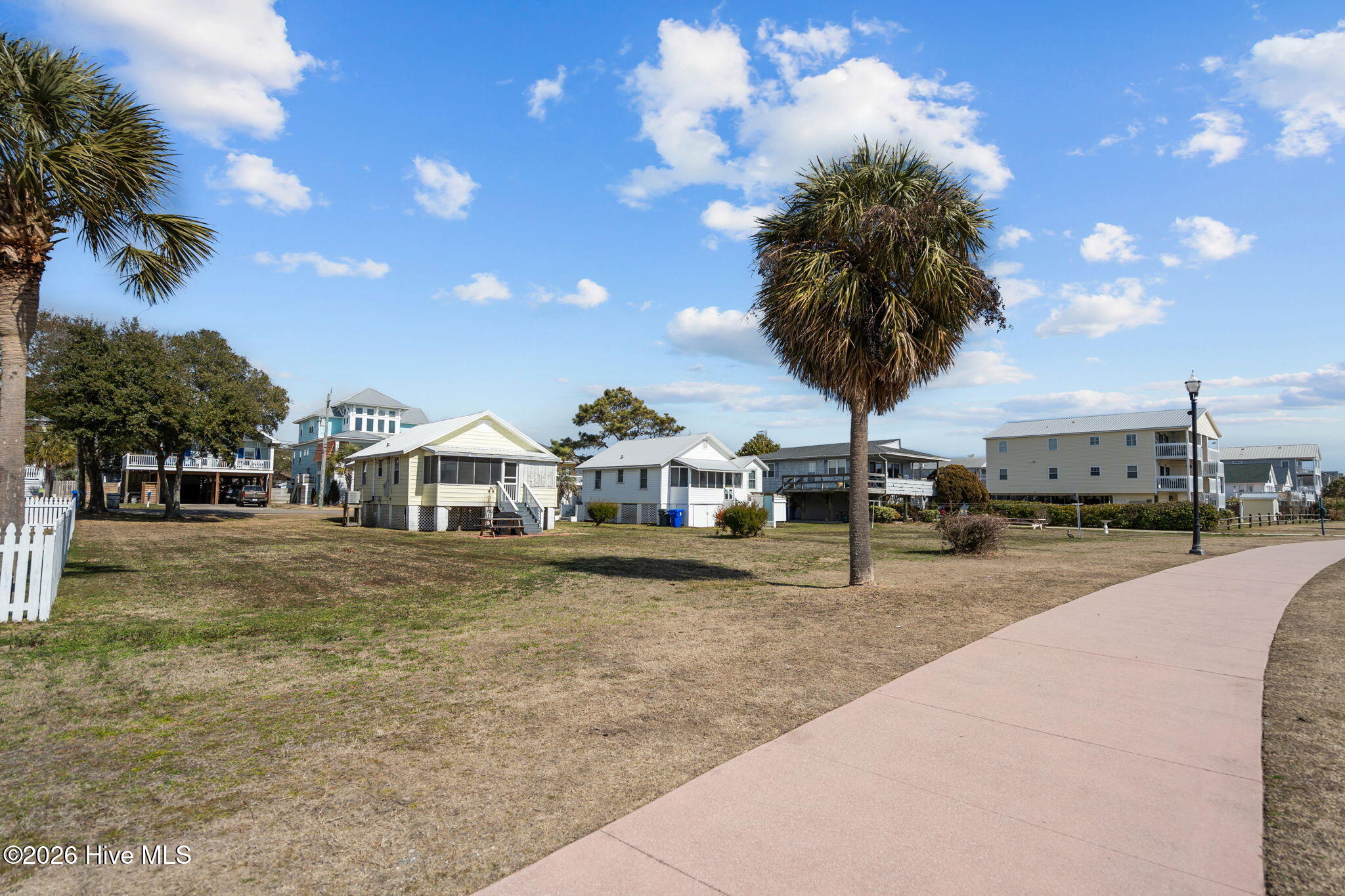 305 Atlanta Avenue, Carolina Beach, NC, 28428