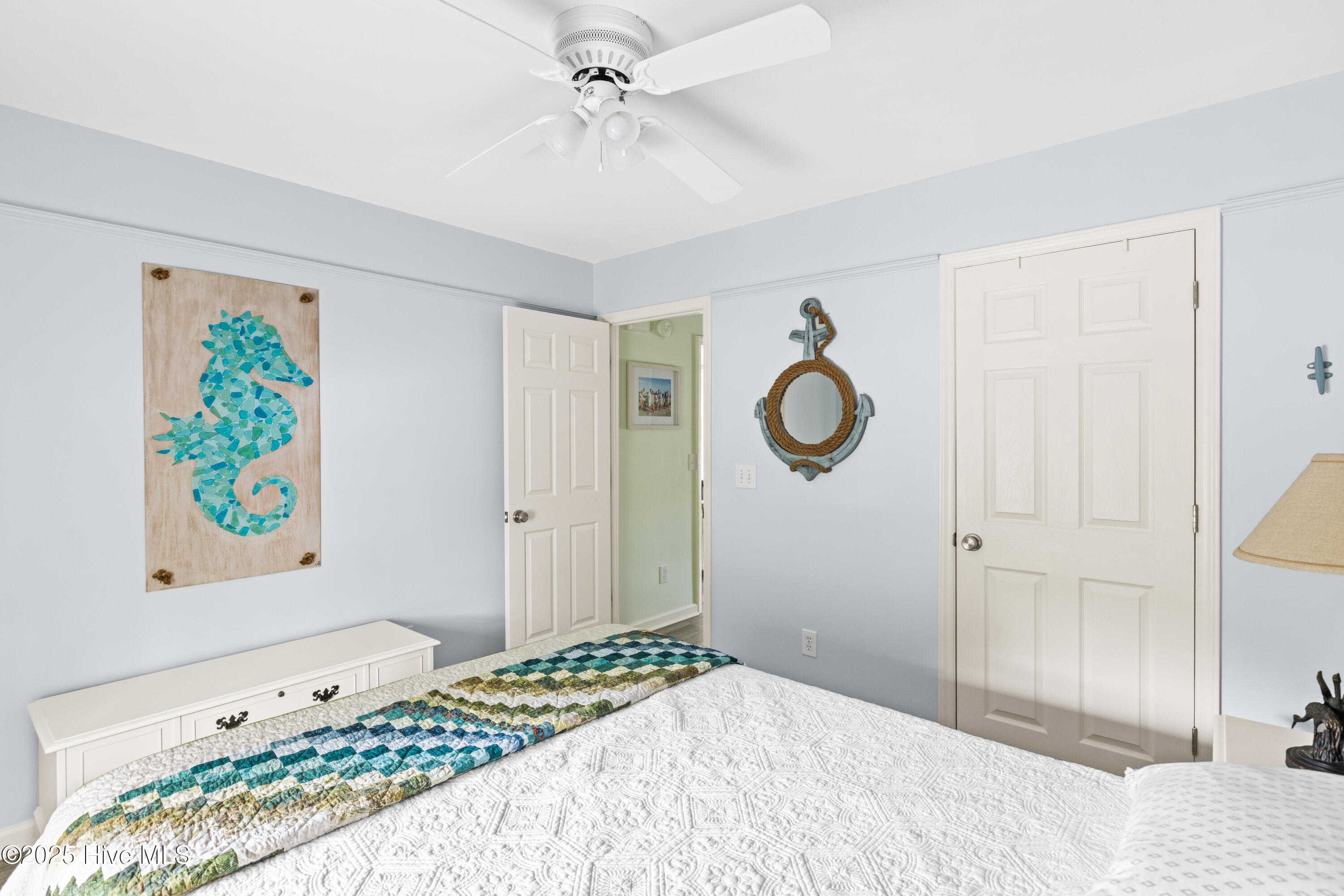 100506776 | Photo 27