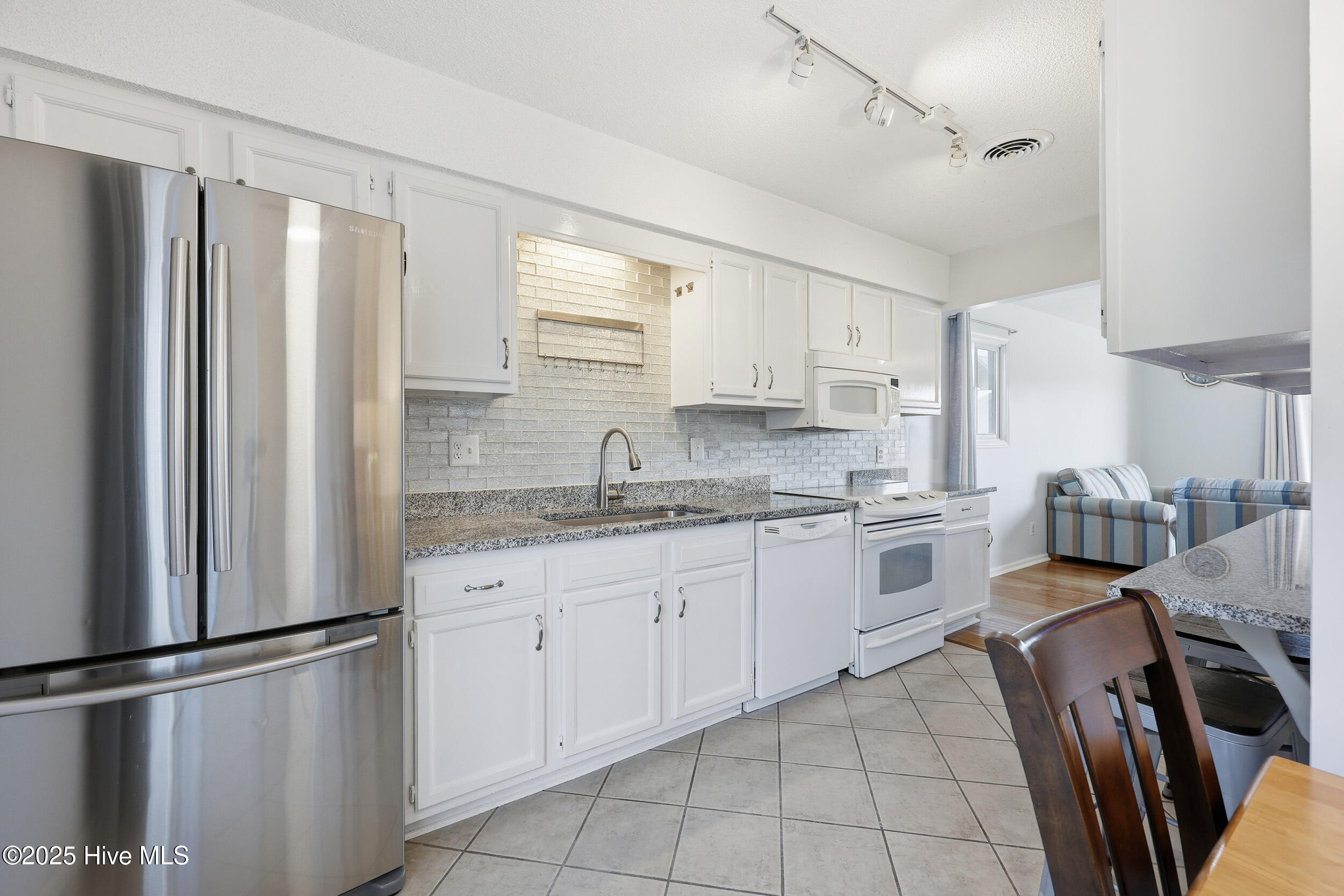 123 Georgetown Road UNIT 19, Duck, NC, 27949