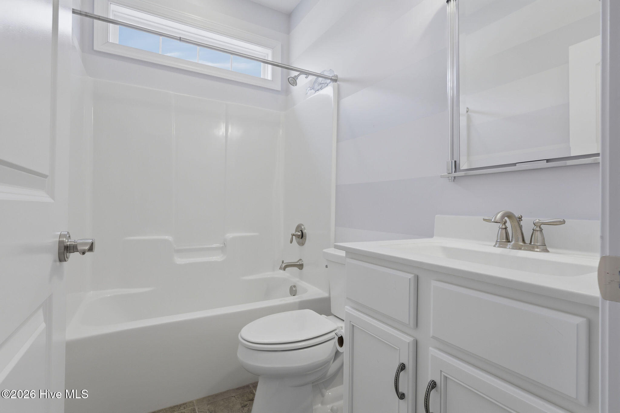 100518693 | Photo 42