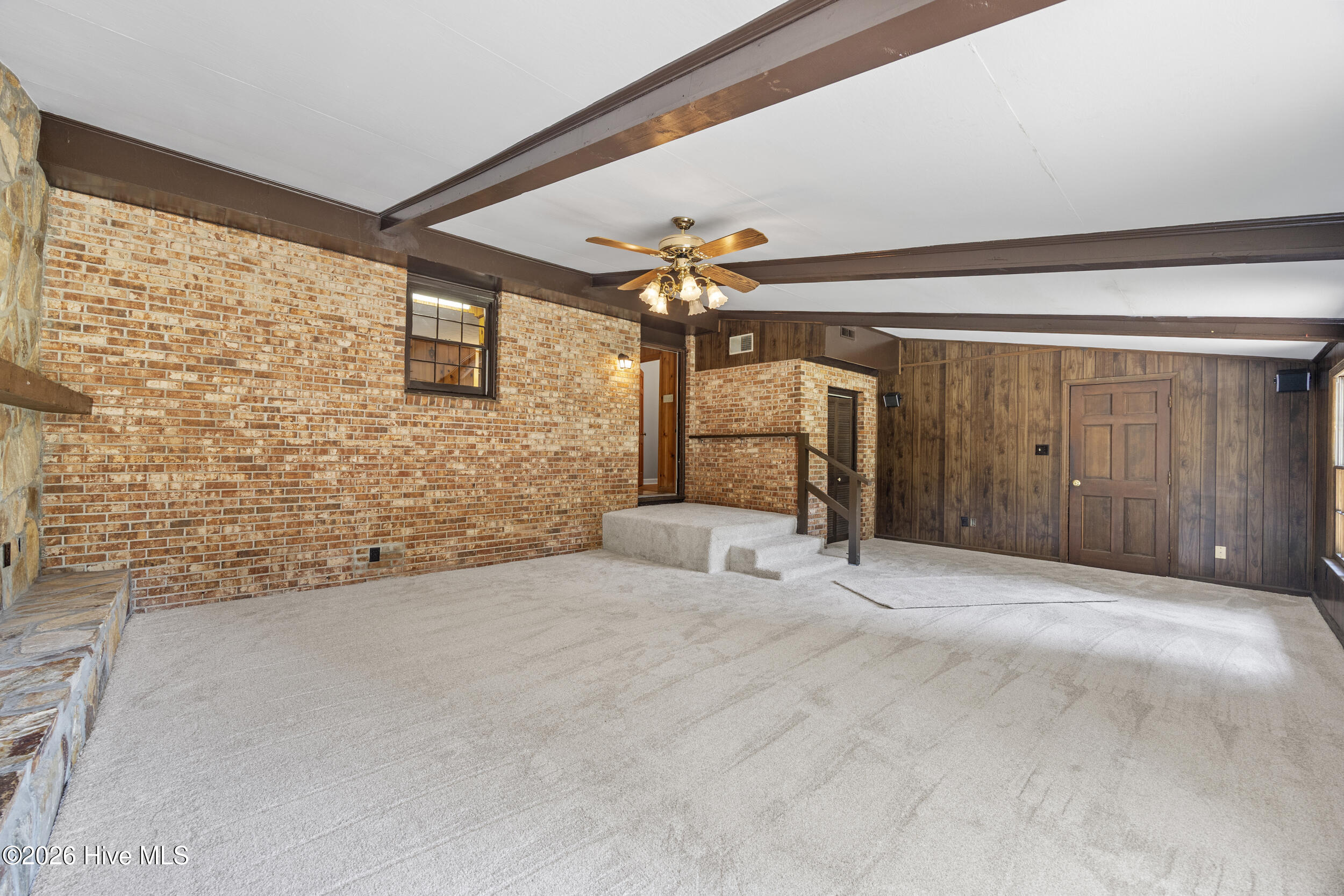 5 Forest Court,Jacksonville