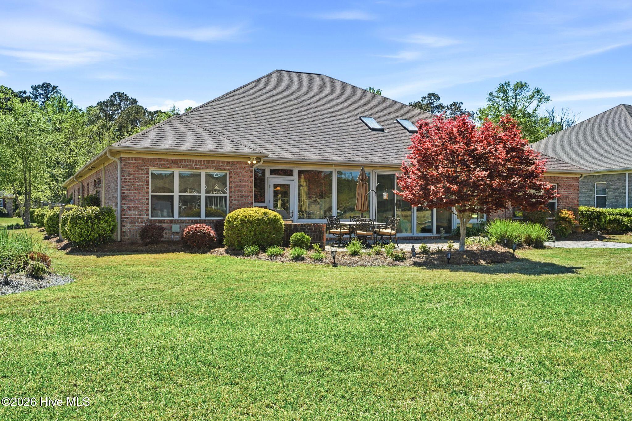 100565235 | Photo 68