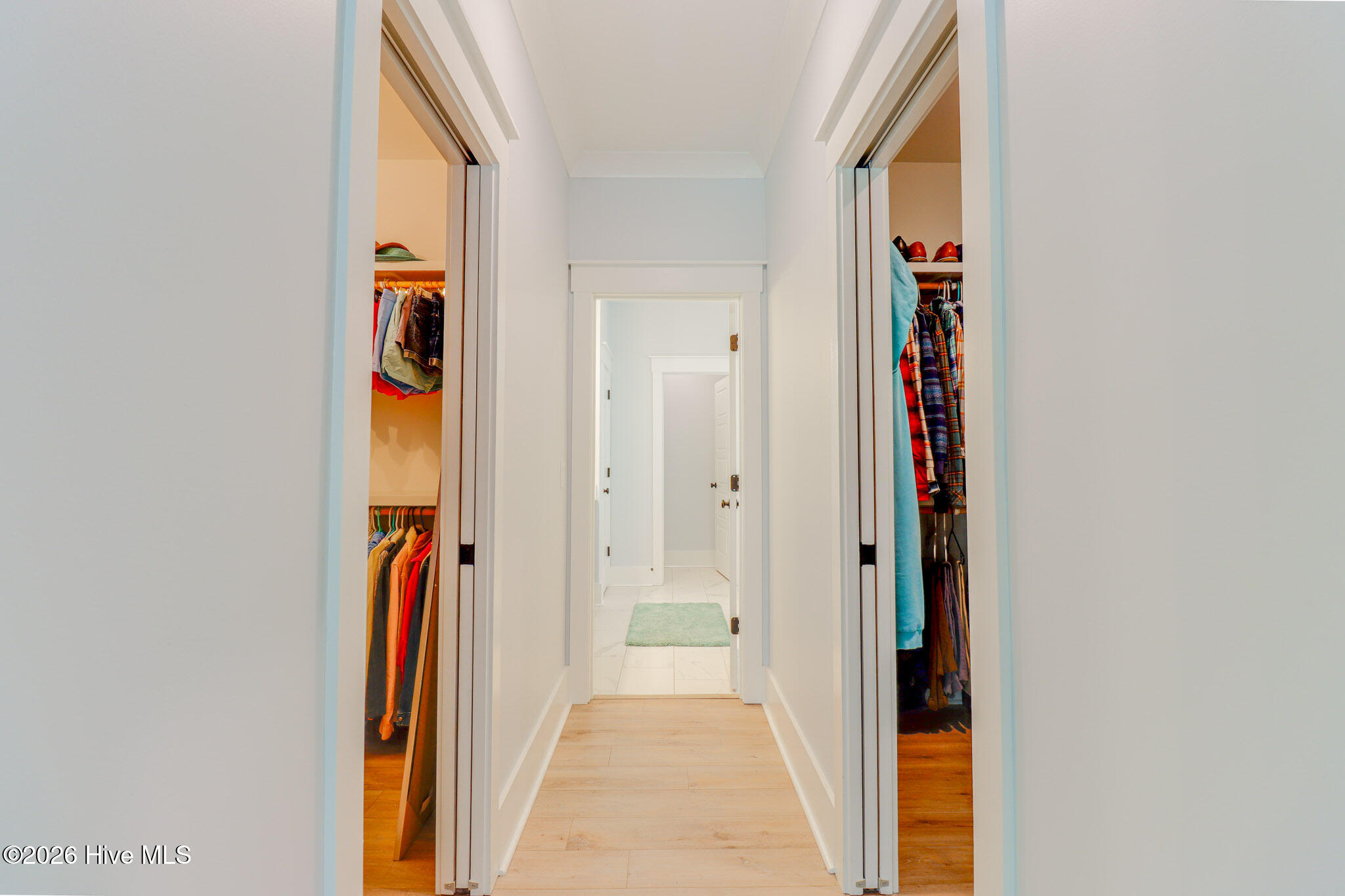 100540387 | Photo 29