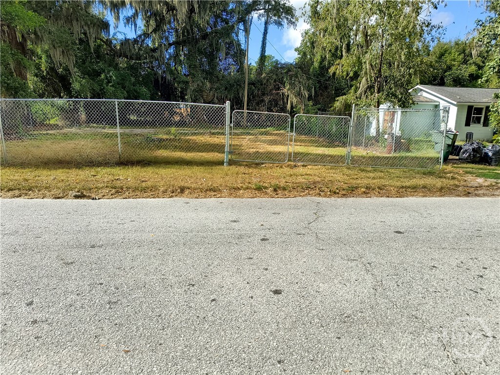 Land for sale at 2533 Bismark Ave, Savannah, GA 31406 | MLS# SA365075