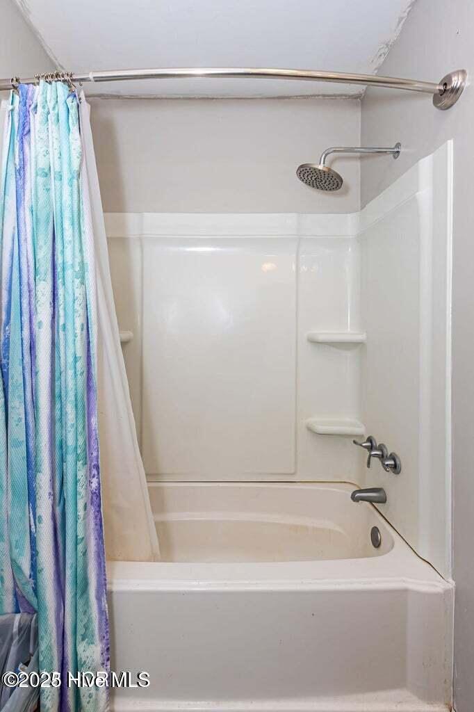 100547417 | Photo 18