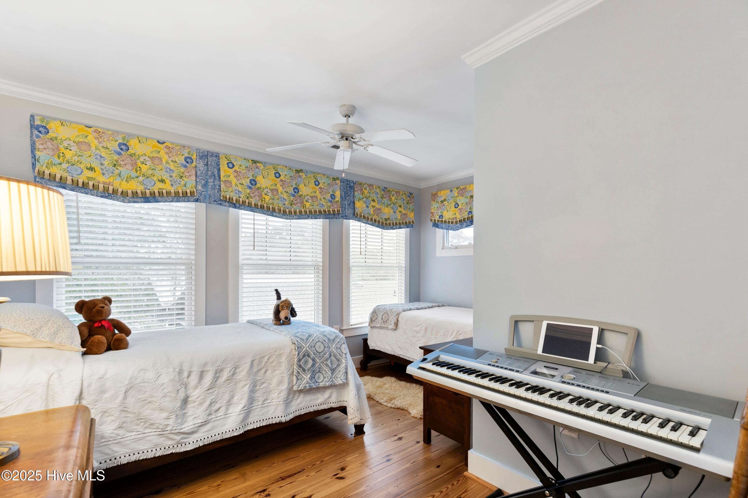 100544140 | Photo 59