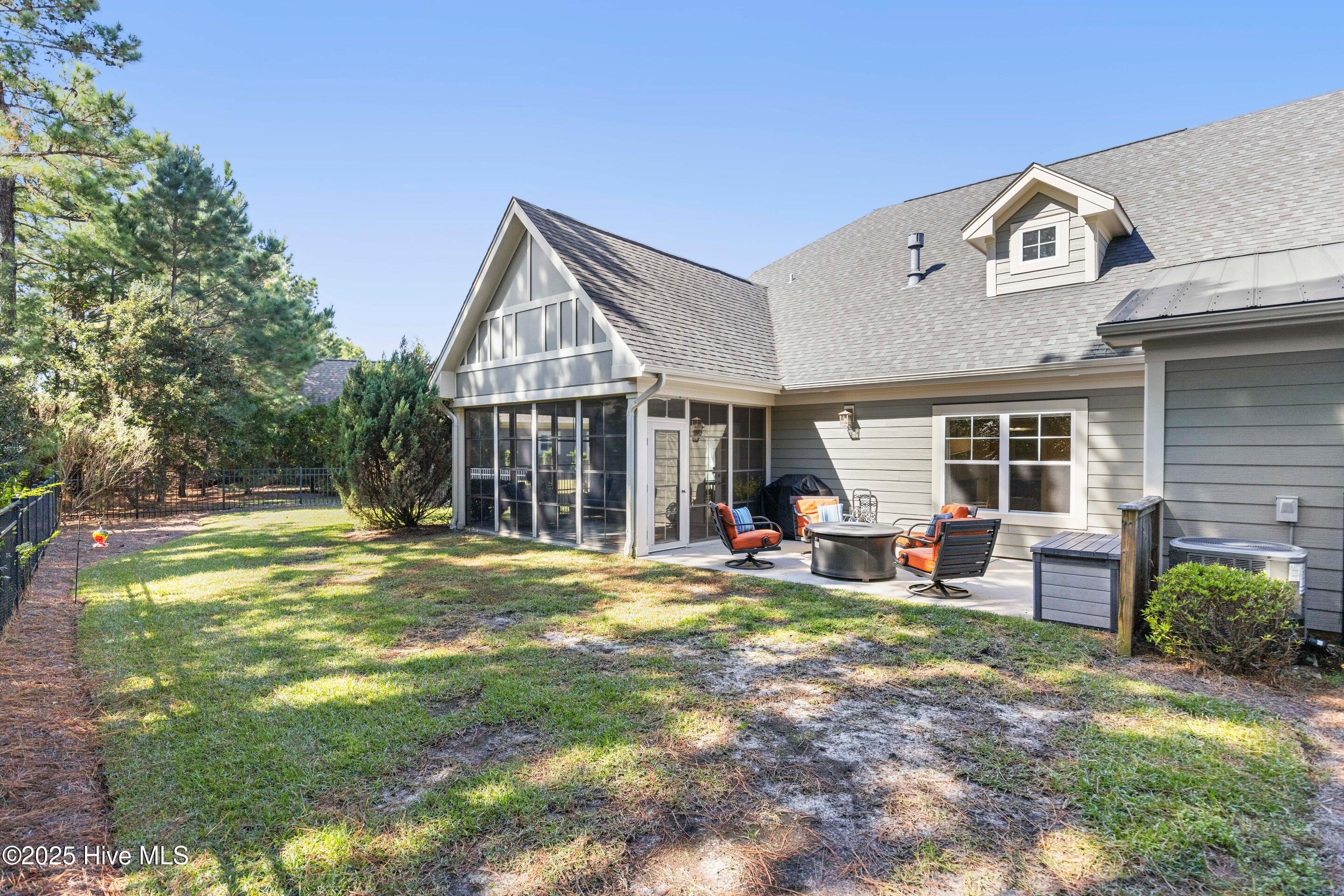 100537619 | Photo 40