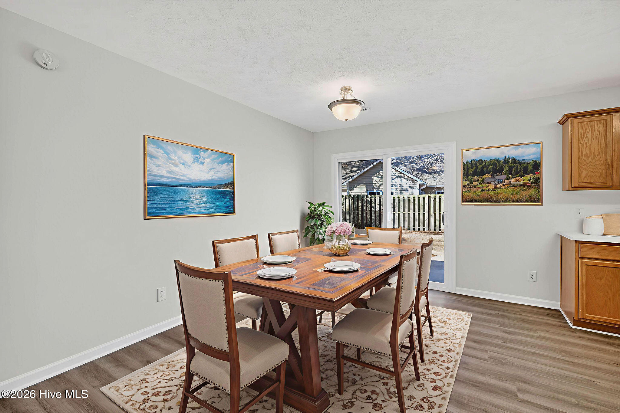 100553391 | Photo 10