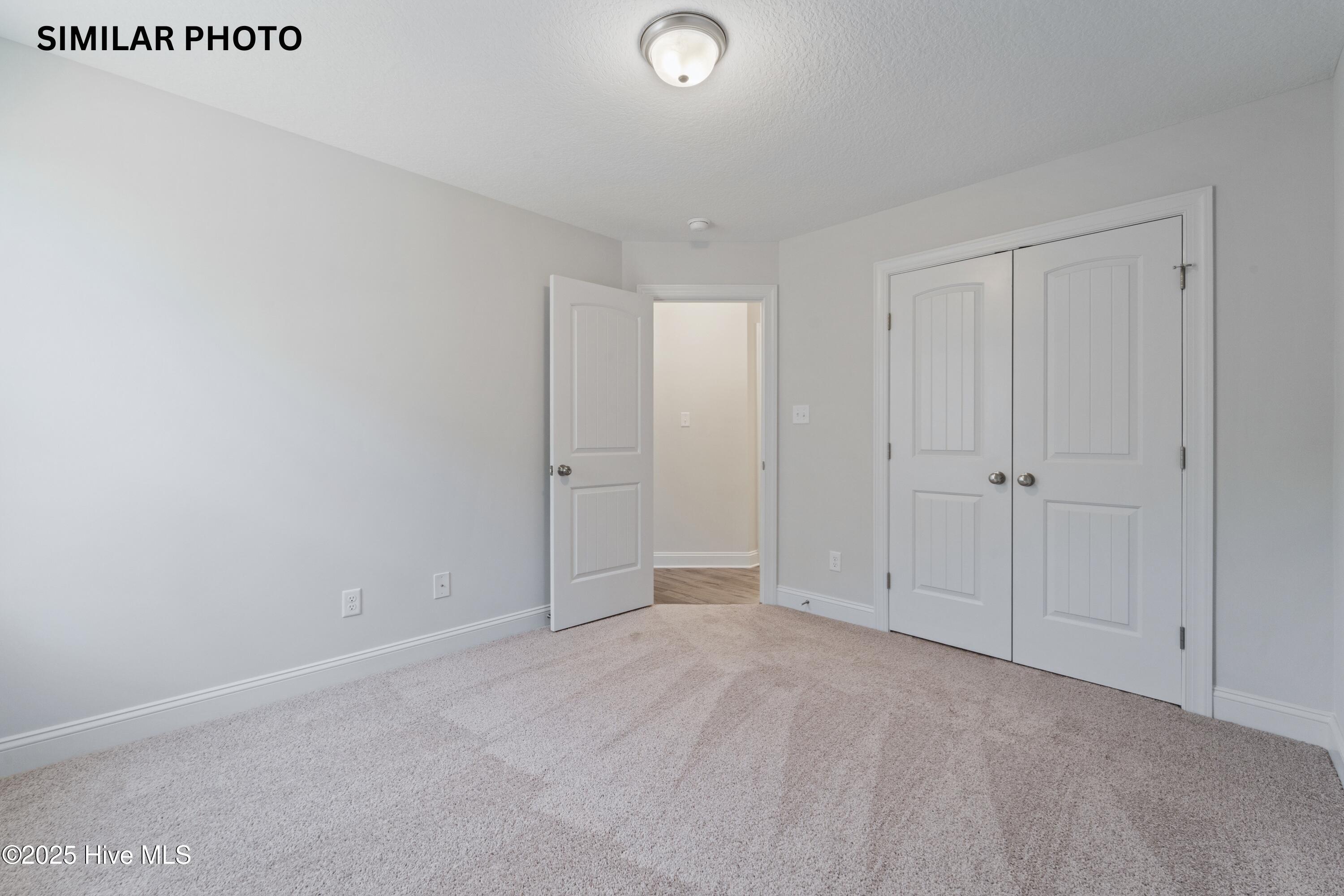 100535943 | Photo 26