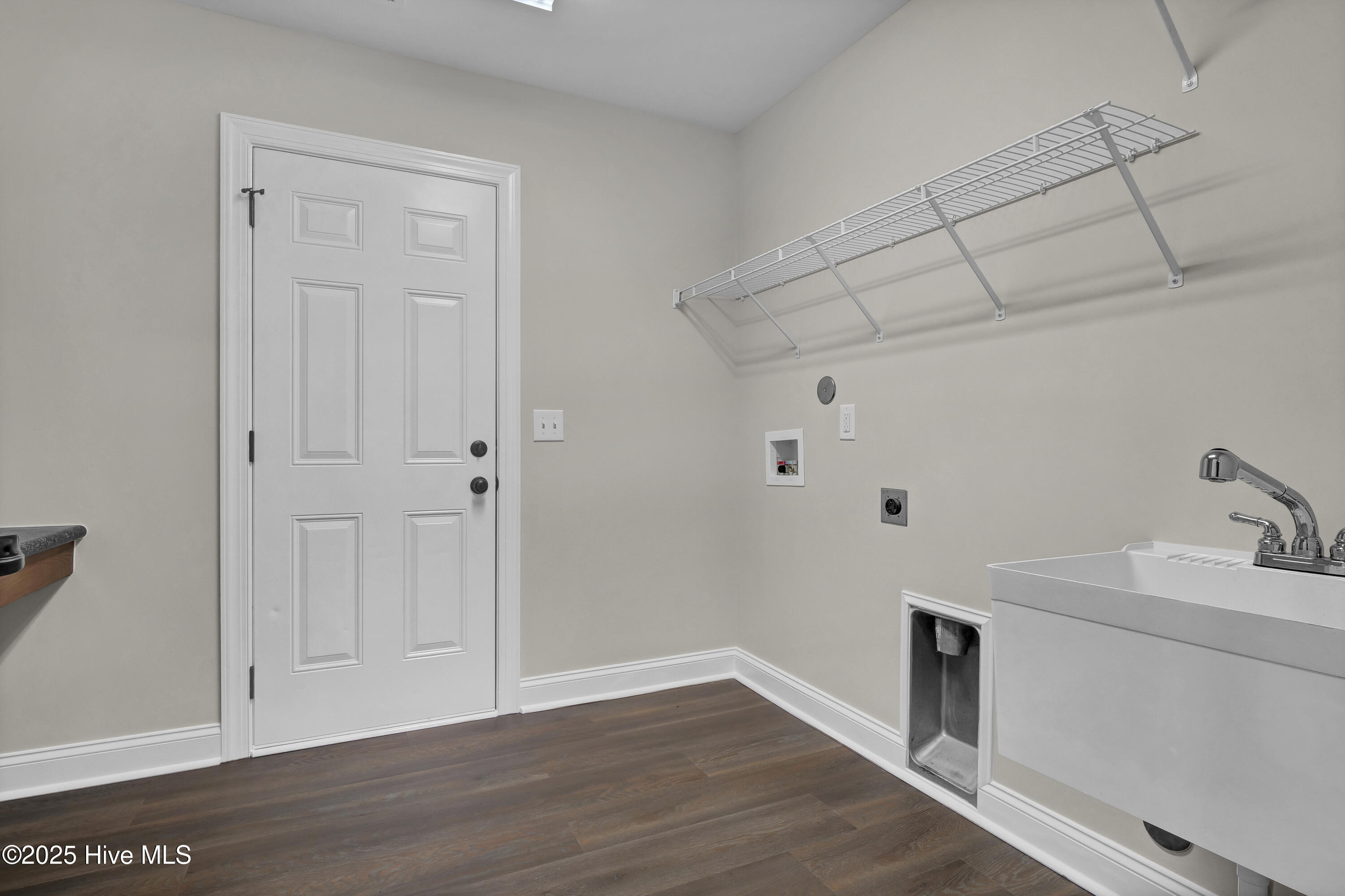 100539552 | Photo 15