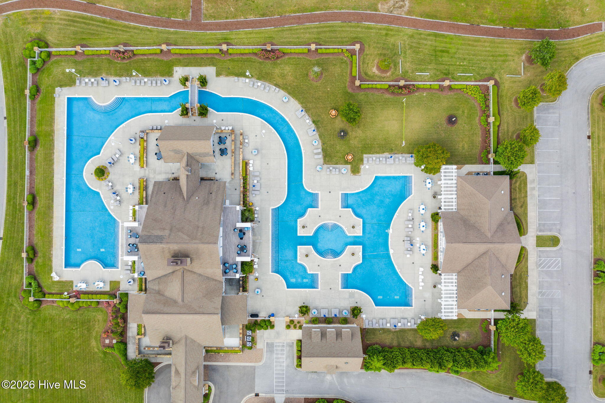 100558515 | Photo 12