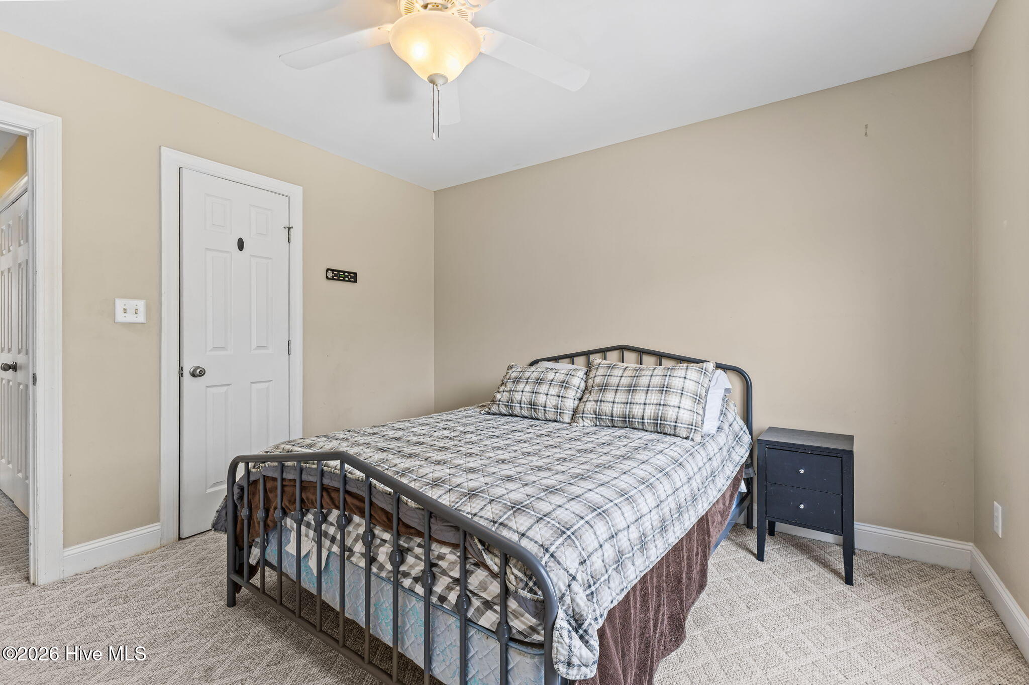 100563146 | Photo 21