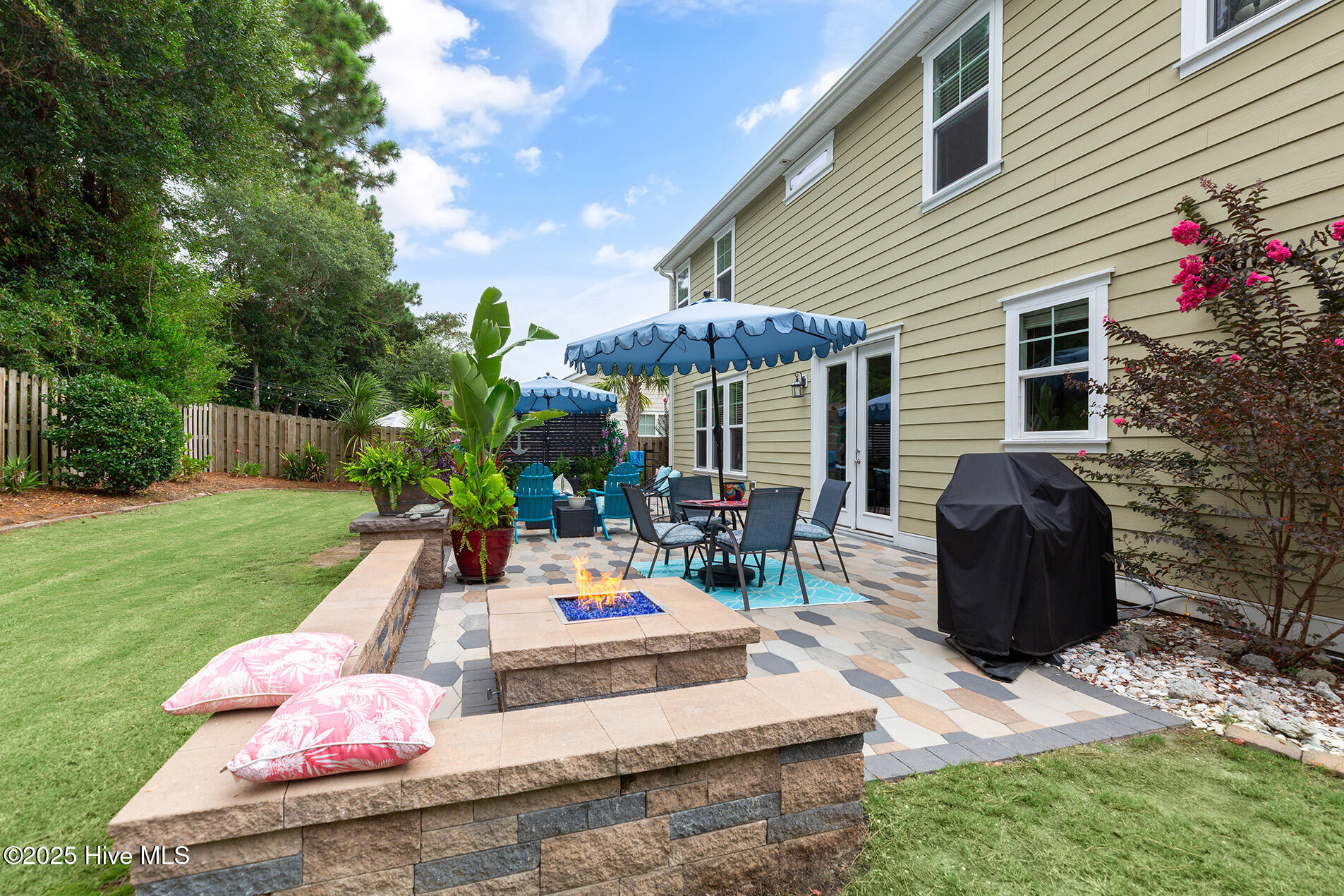 100531047 | Photo 54