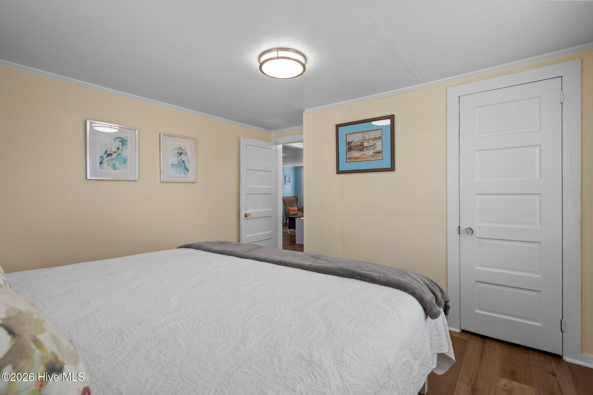 100552359 | Photo 59