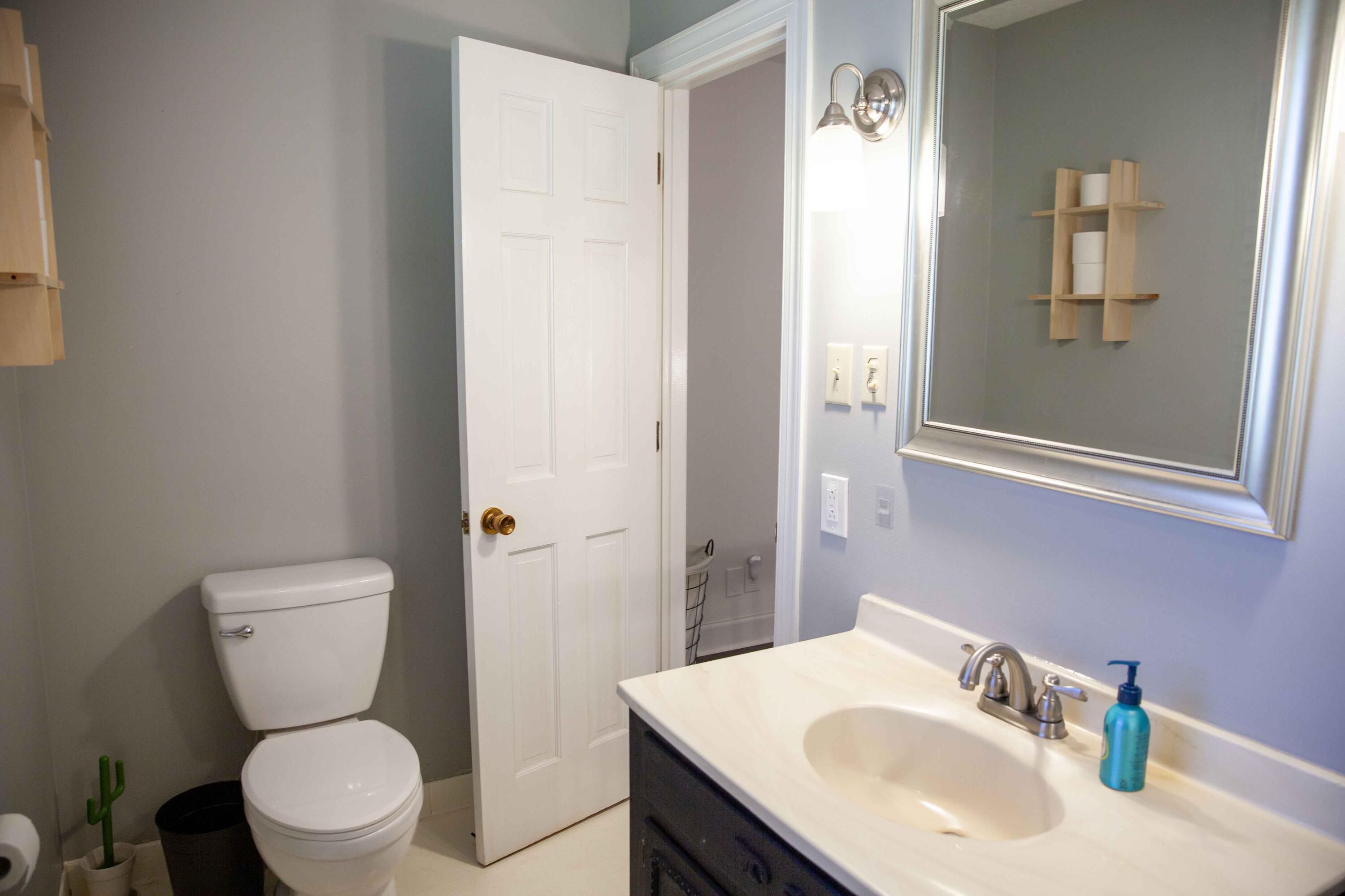 15Bathroom2