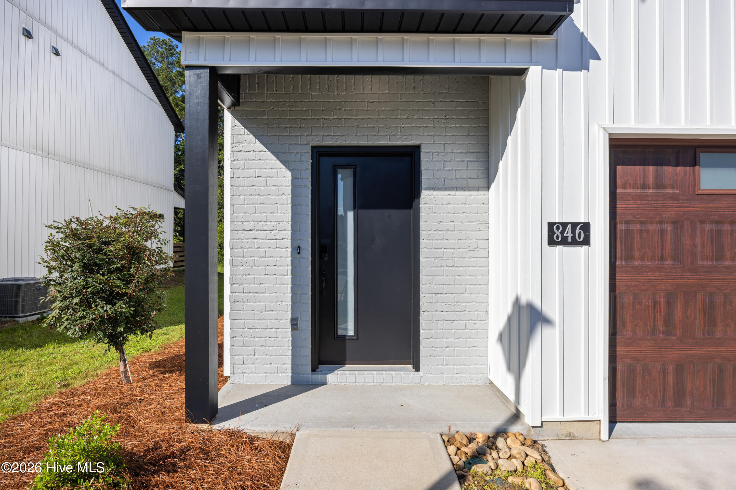 Photo 4 of Townhouse for sale at 846 Felix Way, North Augusta, SC 29841 | MLS# 100603944 | Listing updated on 2026-09-16