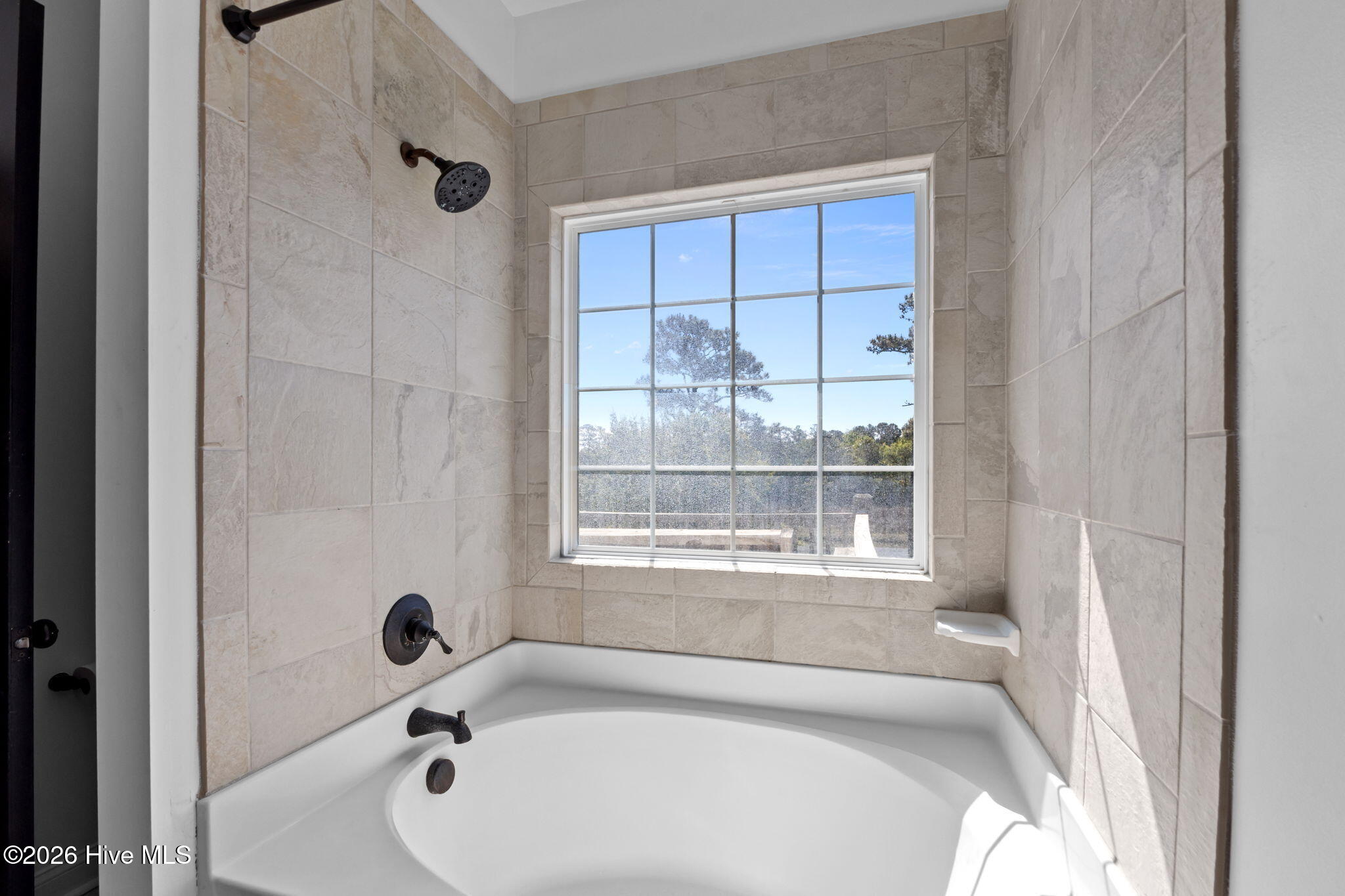 400 Garland Shores Drive,Hubert