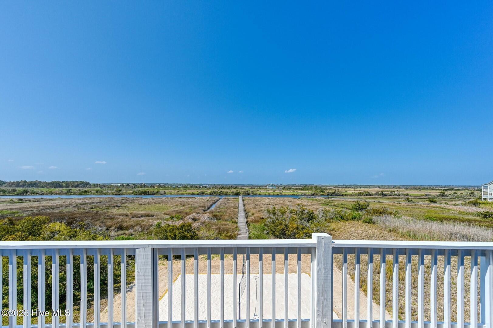 100496177 | Photo 40