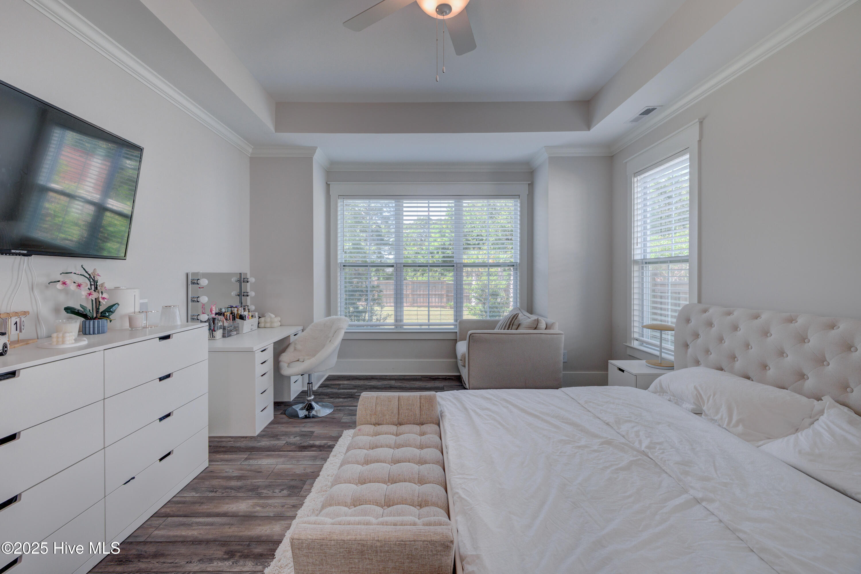 100553417 | Photo 33