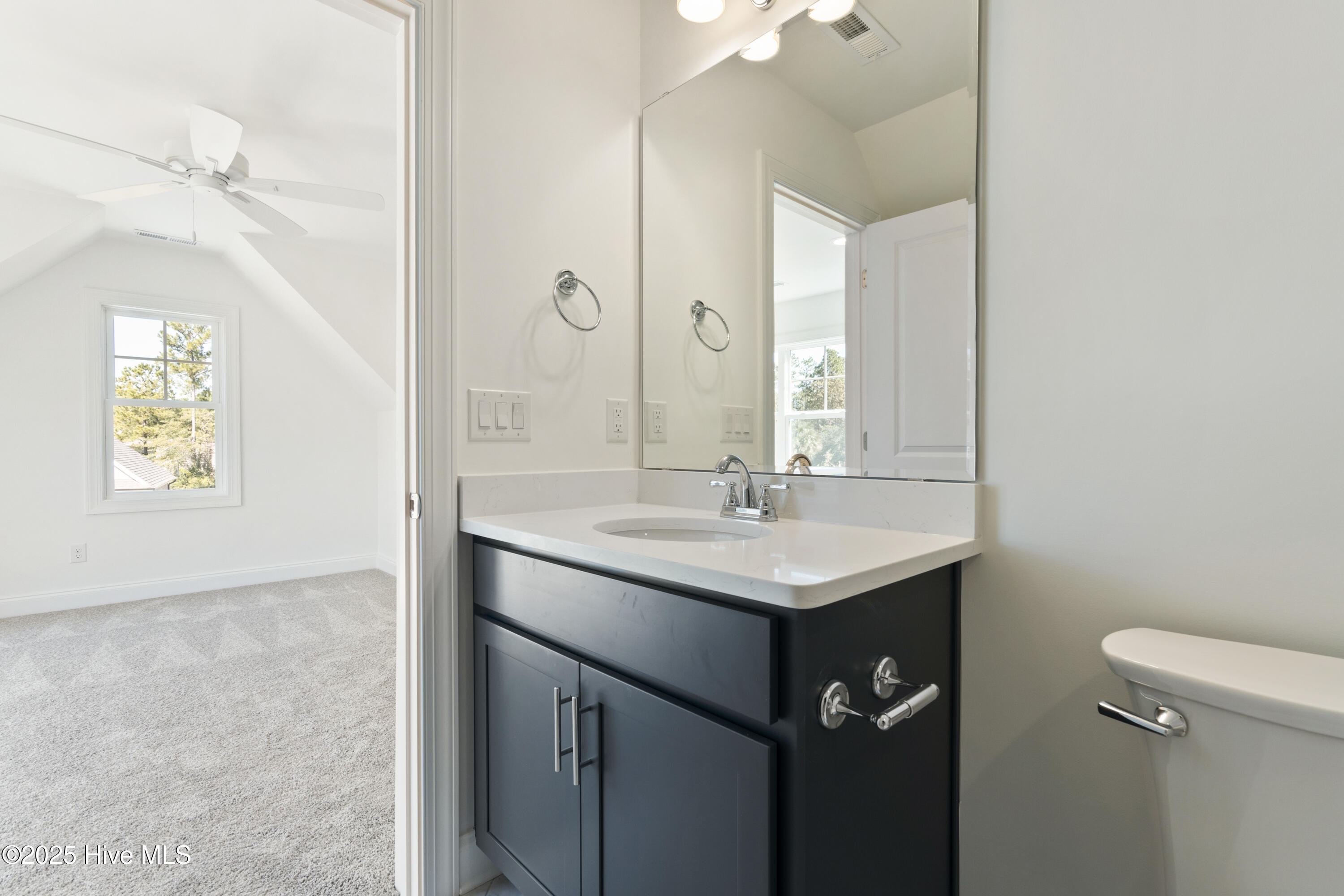 100517752 | Photo 36