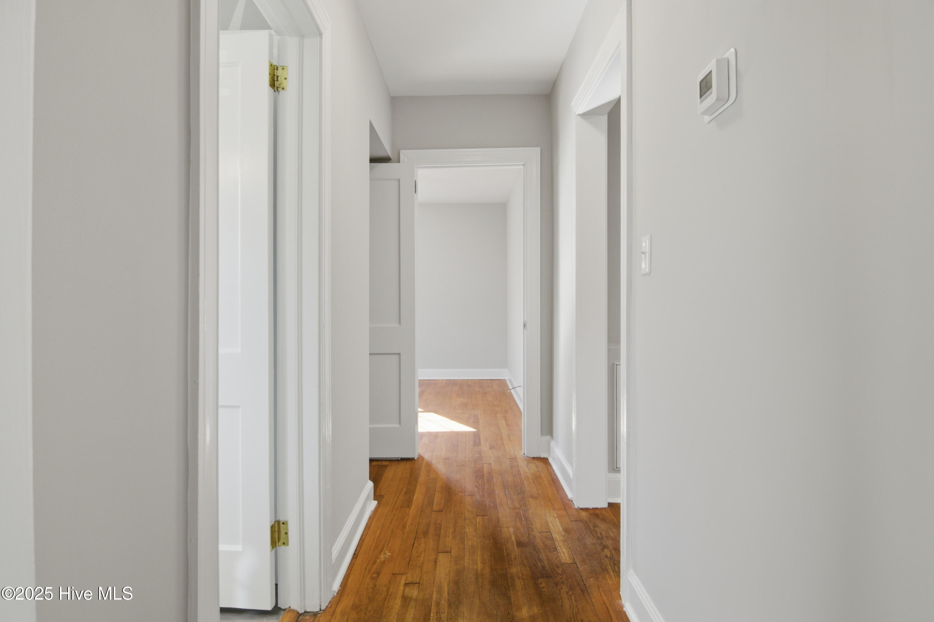 100546851 | Photo 14