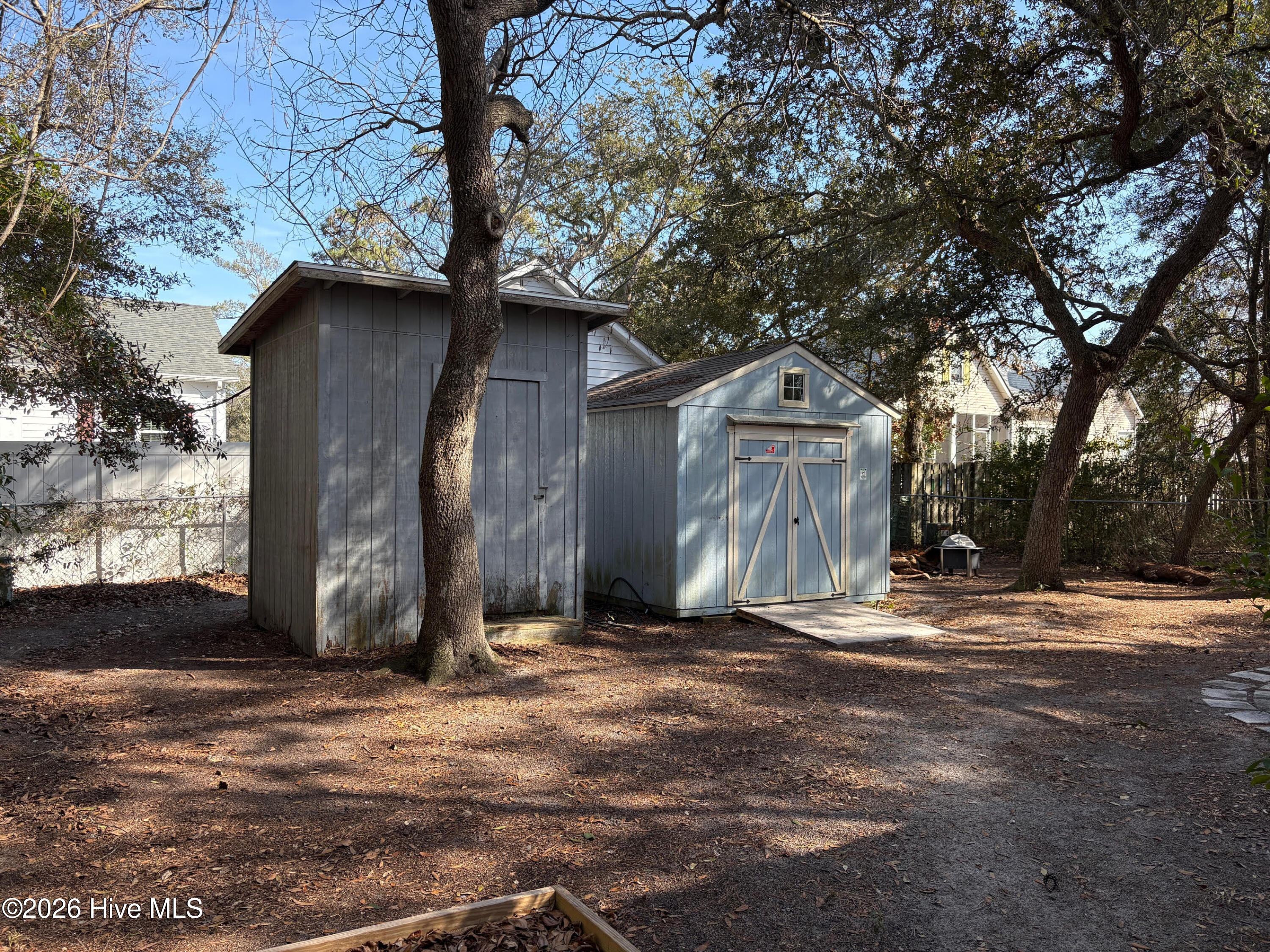 100557287 | Photo 14