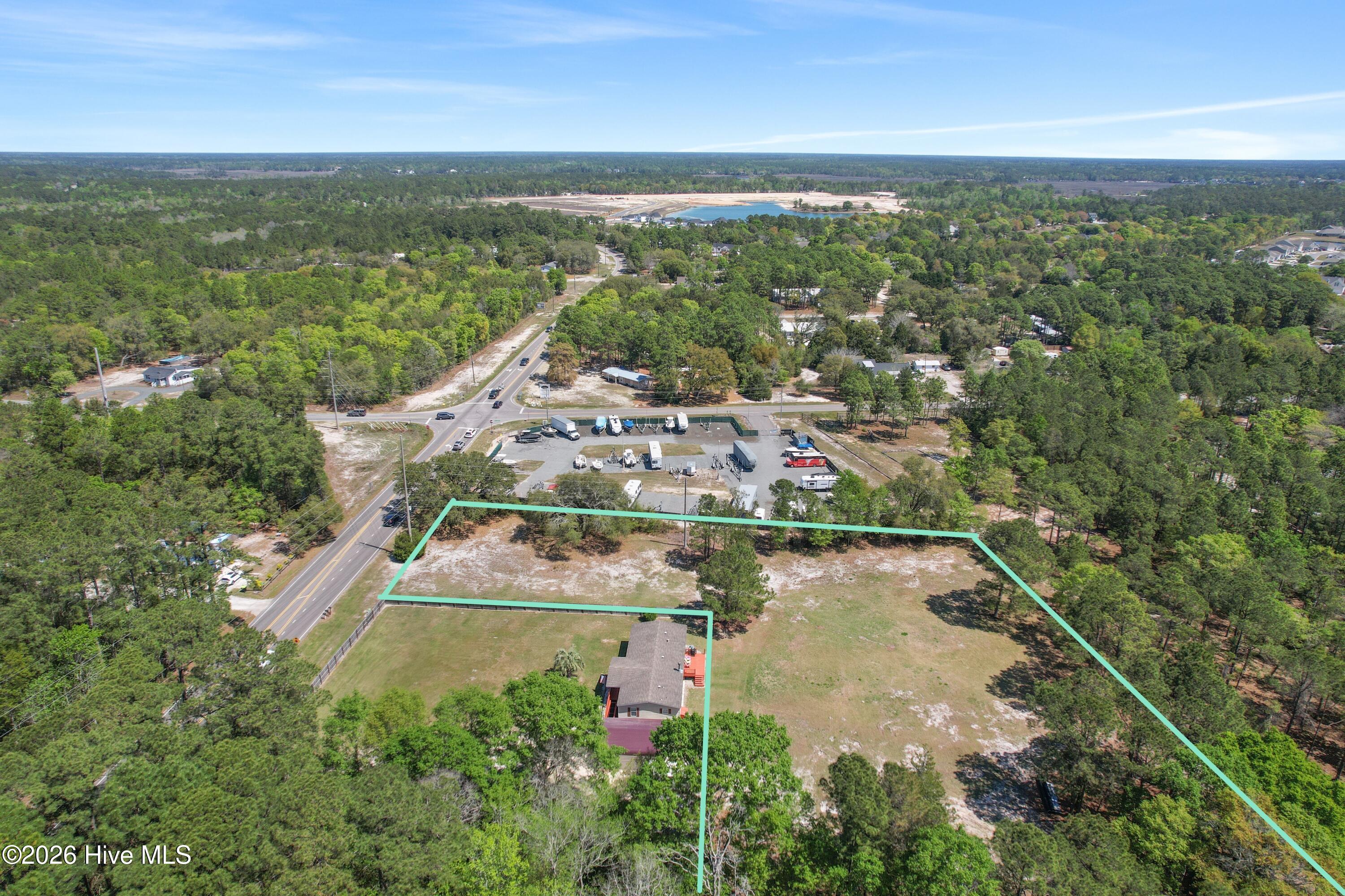 100568984 | Photo 11