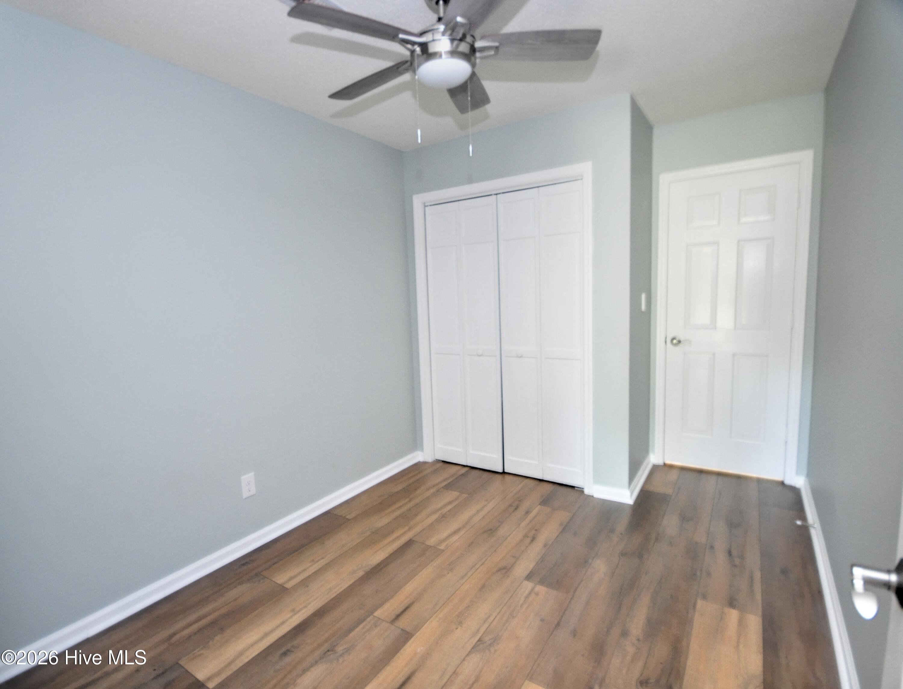 100567651 | Photo 26