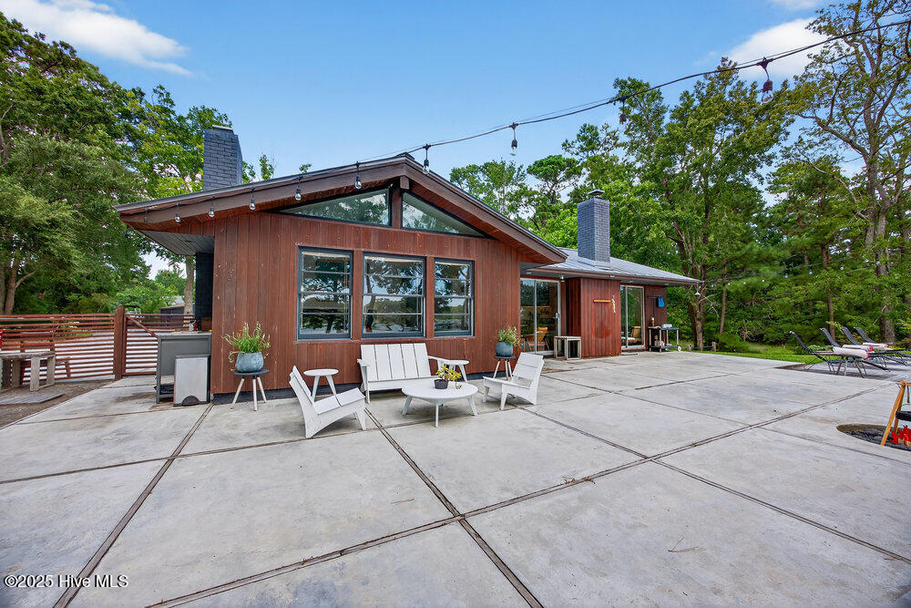 100562548 | Photo 32