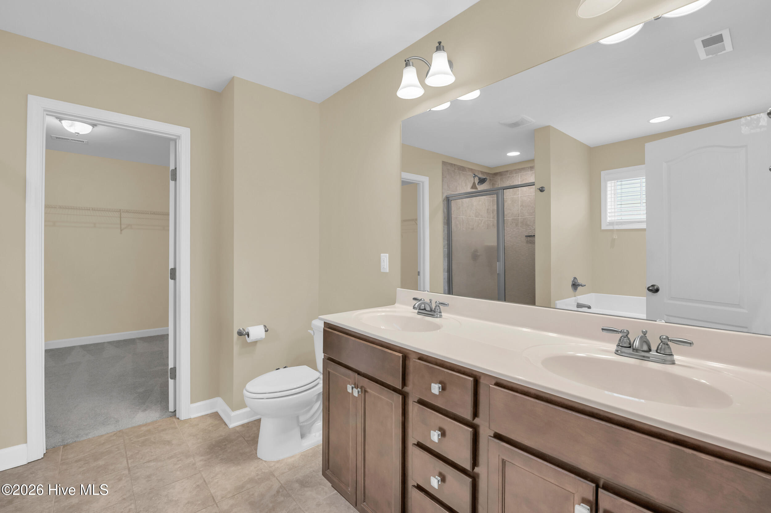 100547452 | Photo 20