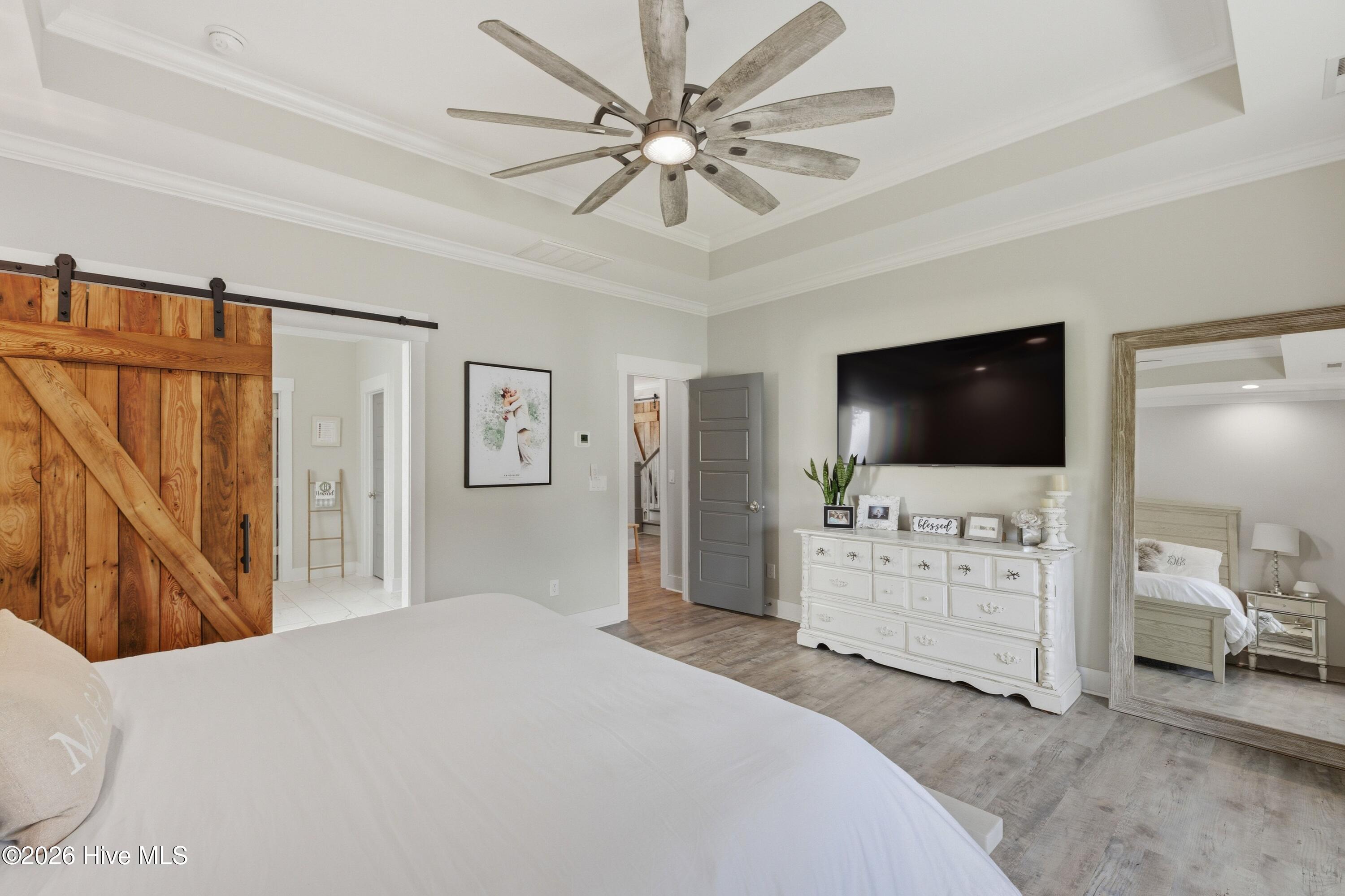 100564448 | Photo 35