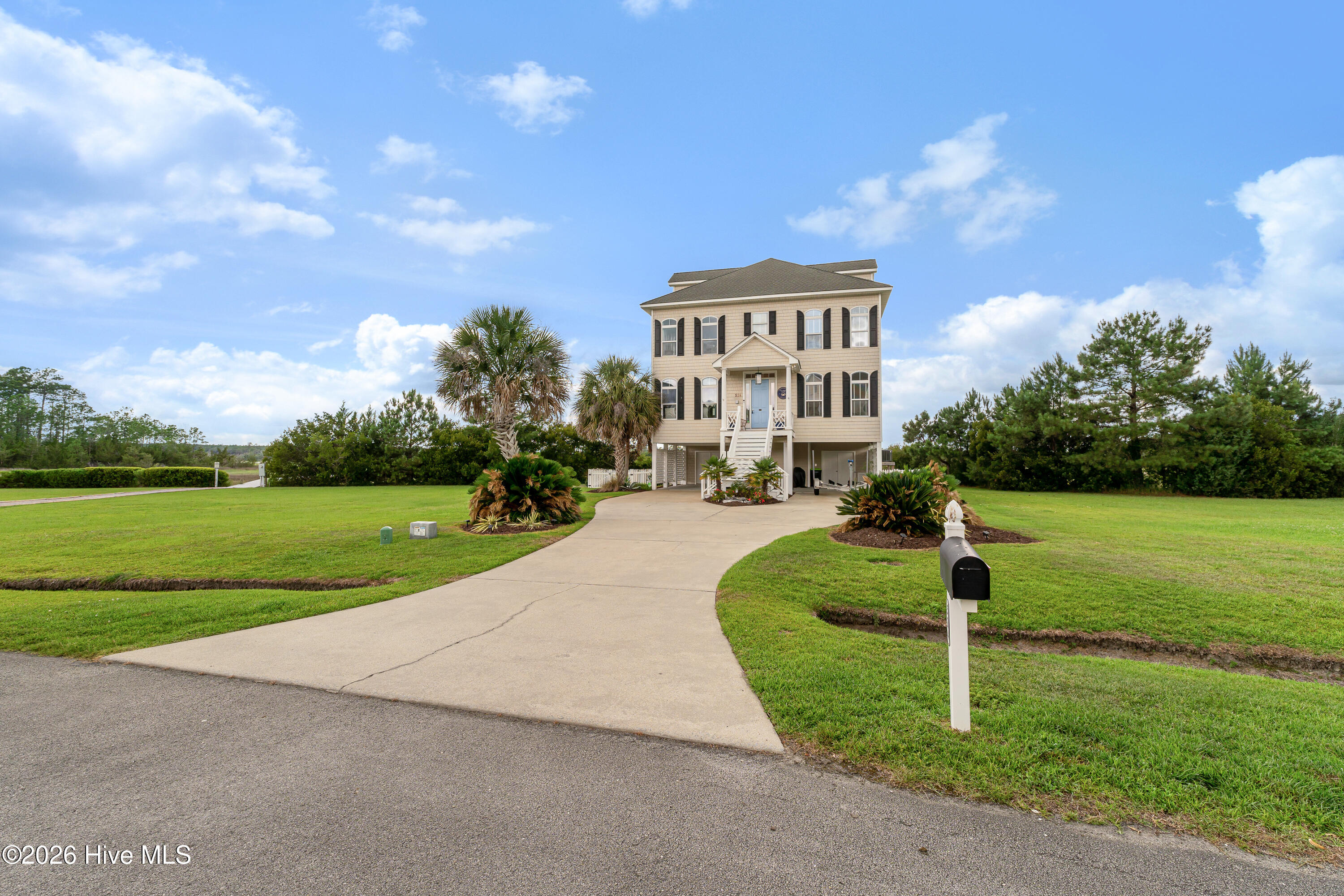 524 Shipmast Court & Slip #4,Beaufort