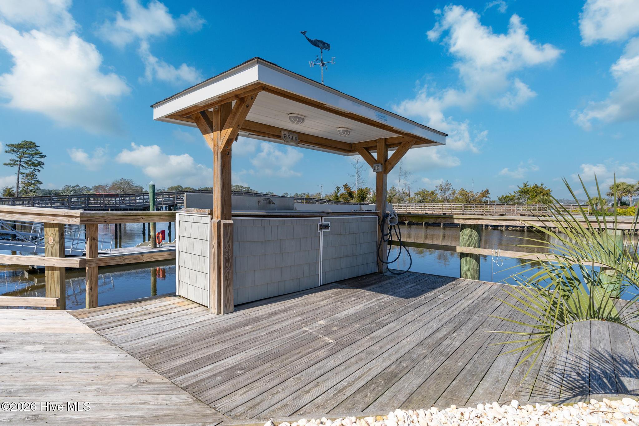 100551313 | Photo 33