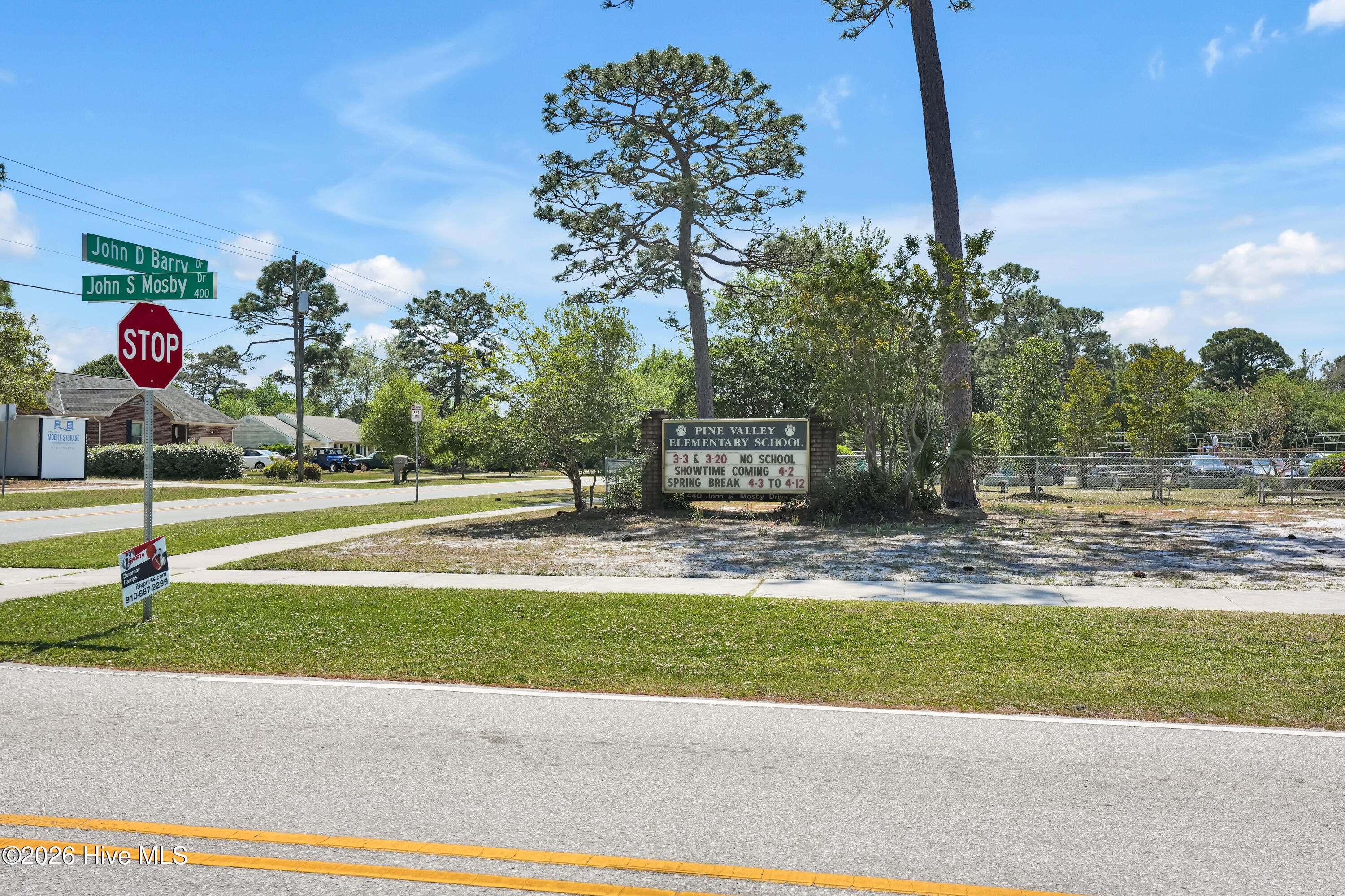 100567428 | Photo 30