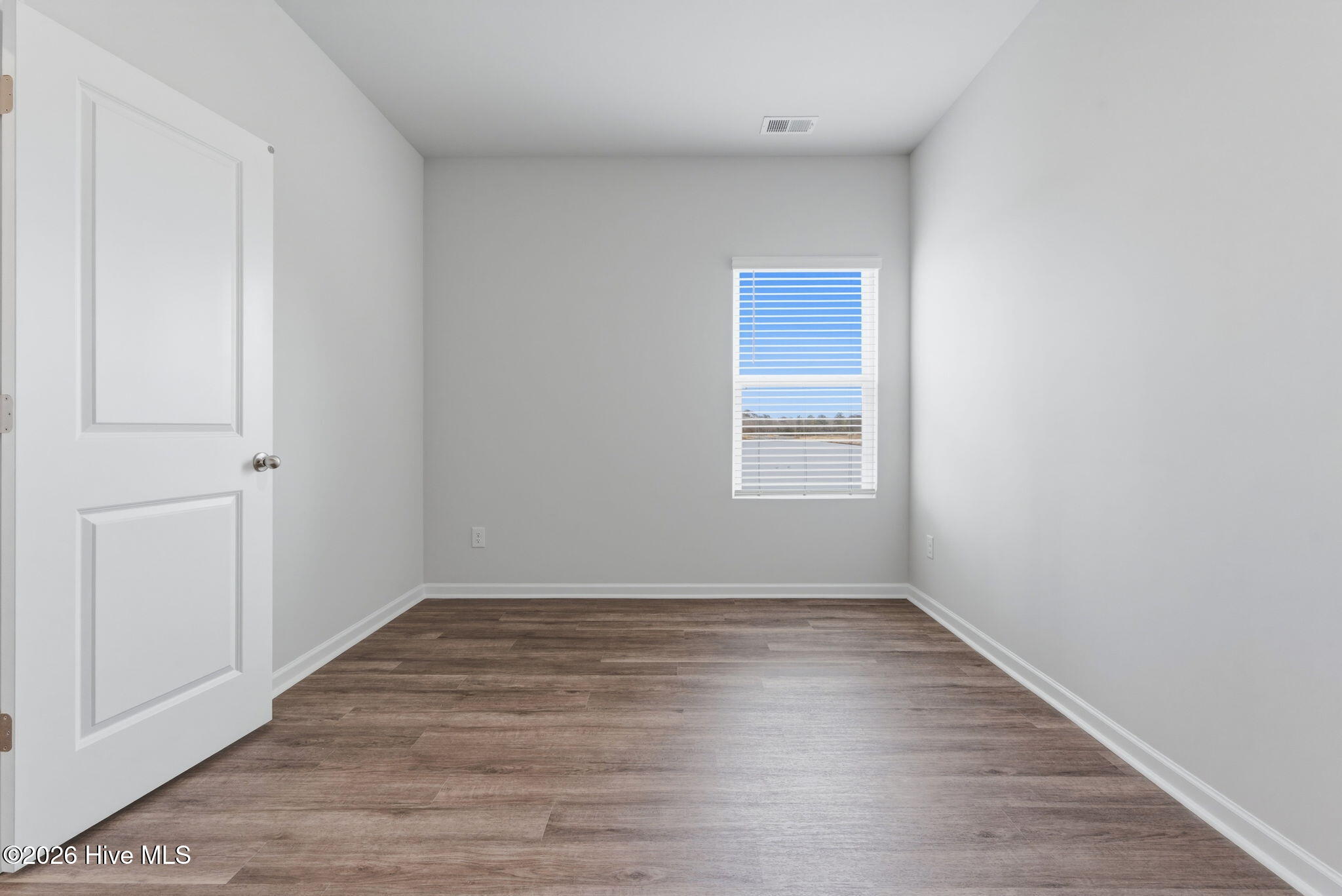 100532613 | Photo 27