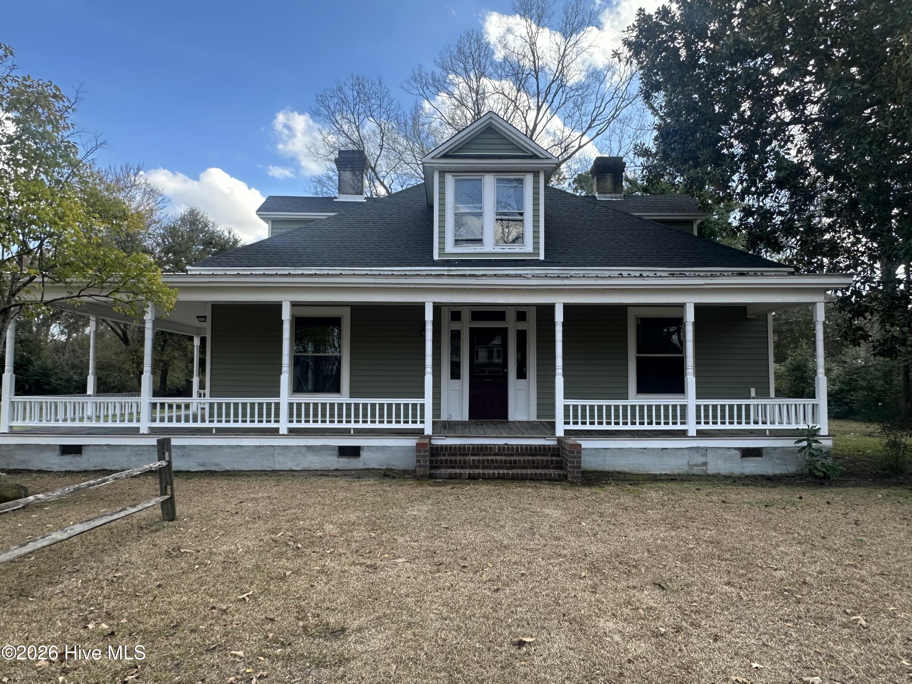 1005 W Church Street, Laurinburg, NC 28352 Listing Photo  1