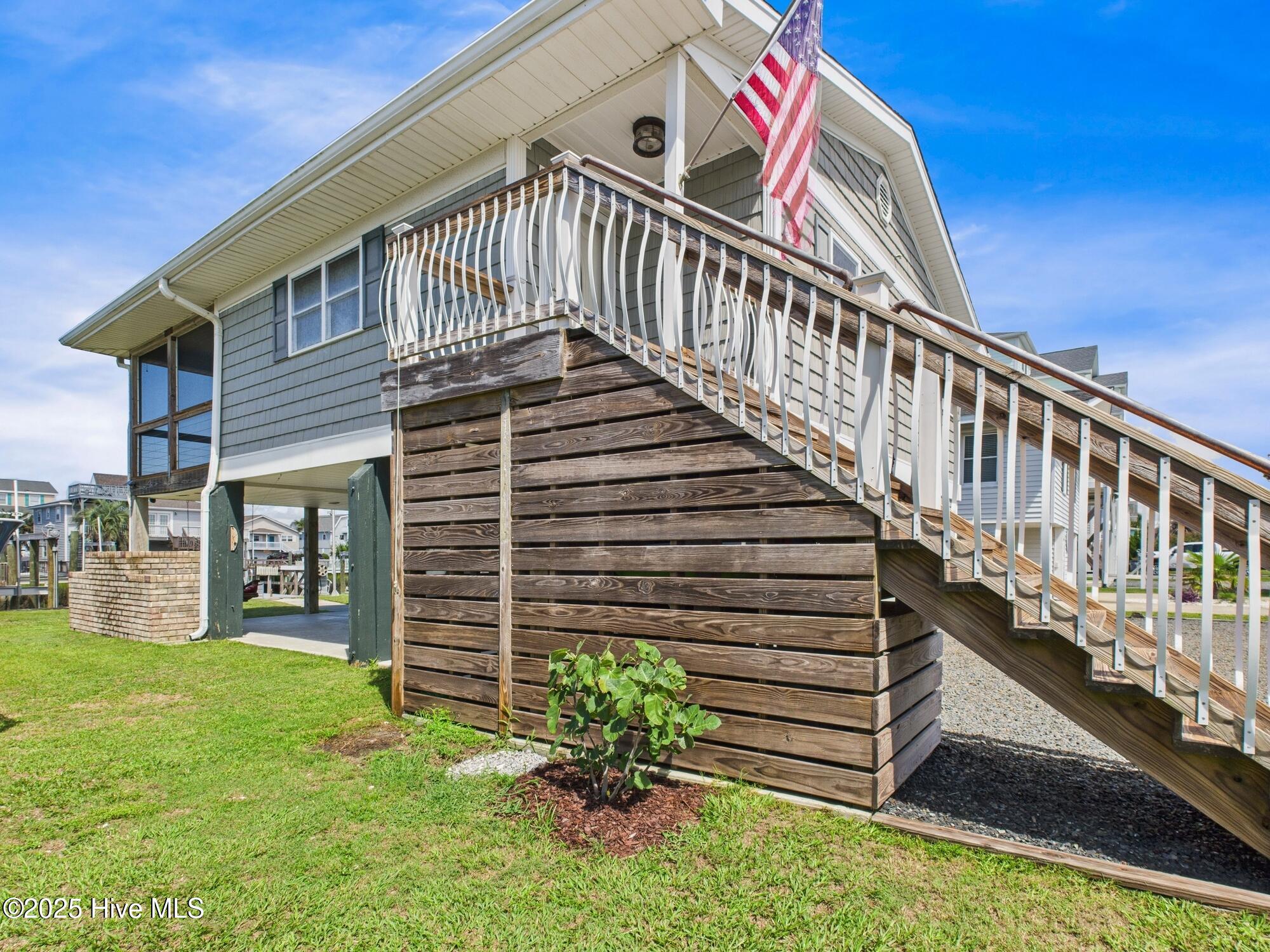 100558213 | Photo 31