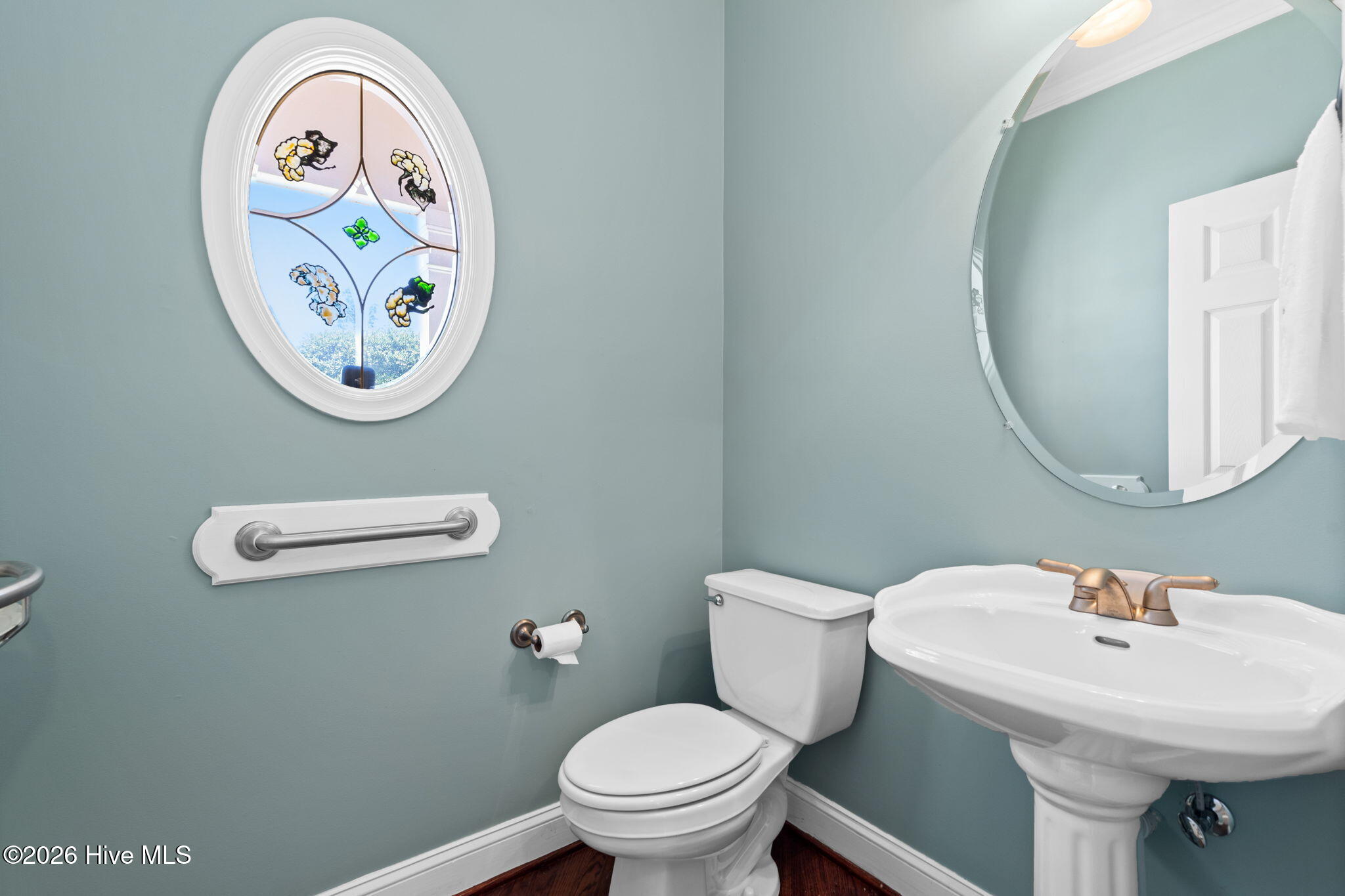 100569598 | Photo 46